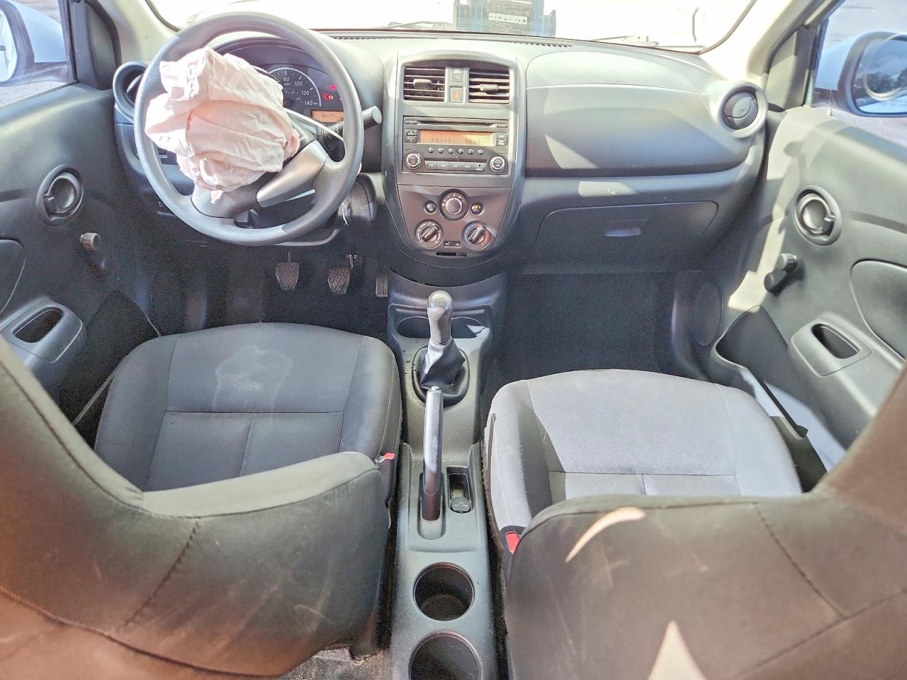 2016 Nissan Versa 1.6 S White vin: 3N1CN7AP2GL864258
