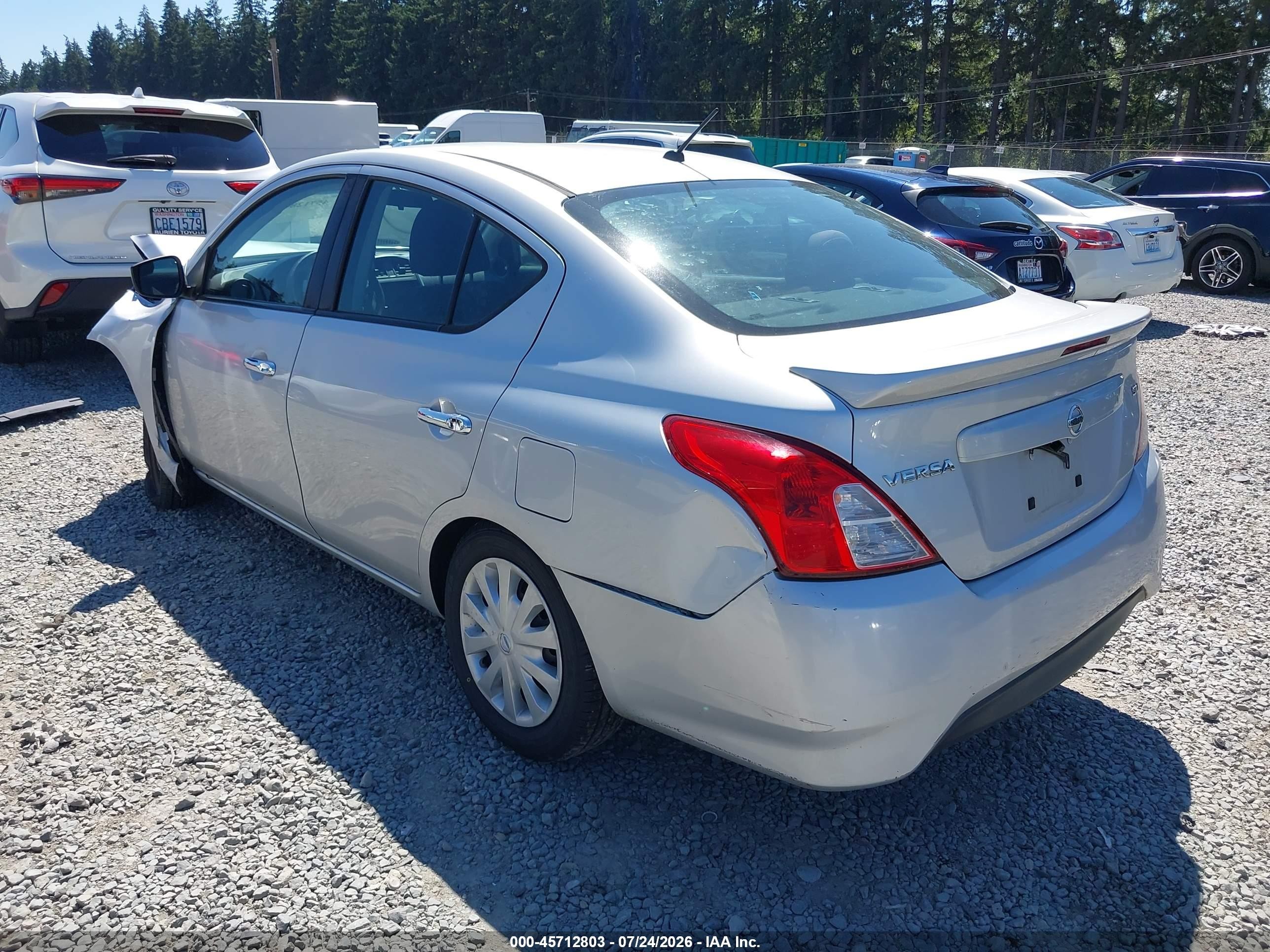2018 Nissan Versa 1.6 Sv Silver vin: 3N1CN7AP2JK433612