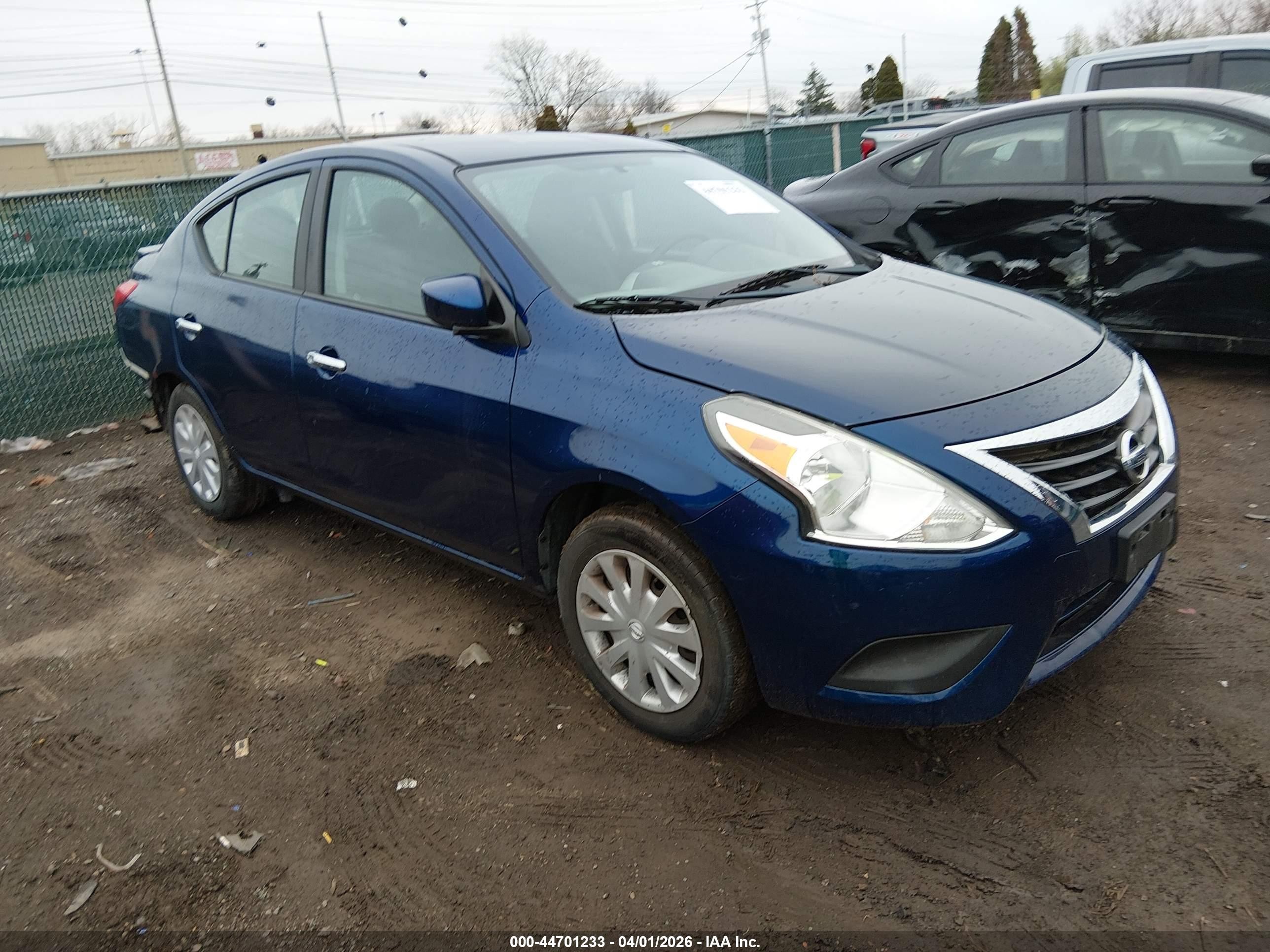 2018 Nissan Versa 1.6 Sv Синий vin: 3N1CN7AP2JL800762