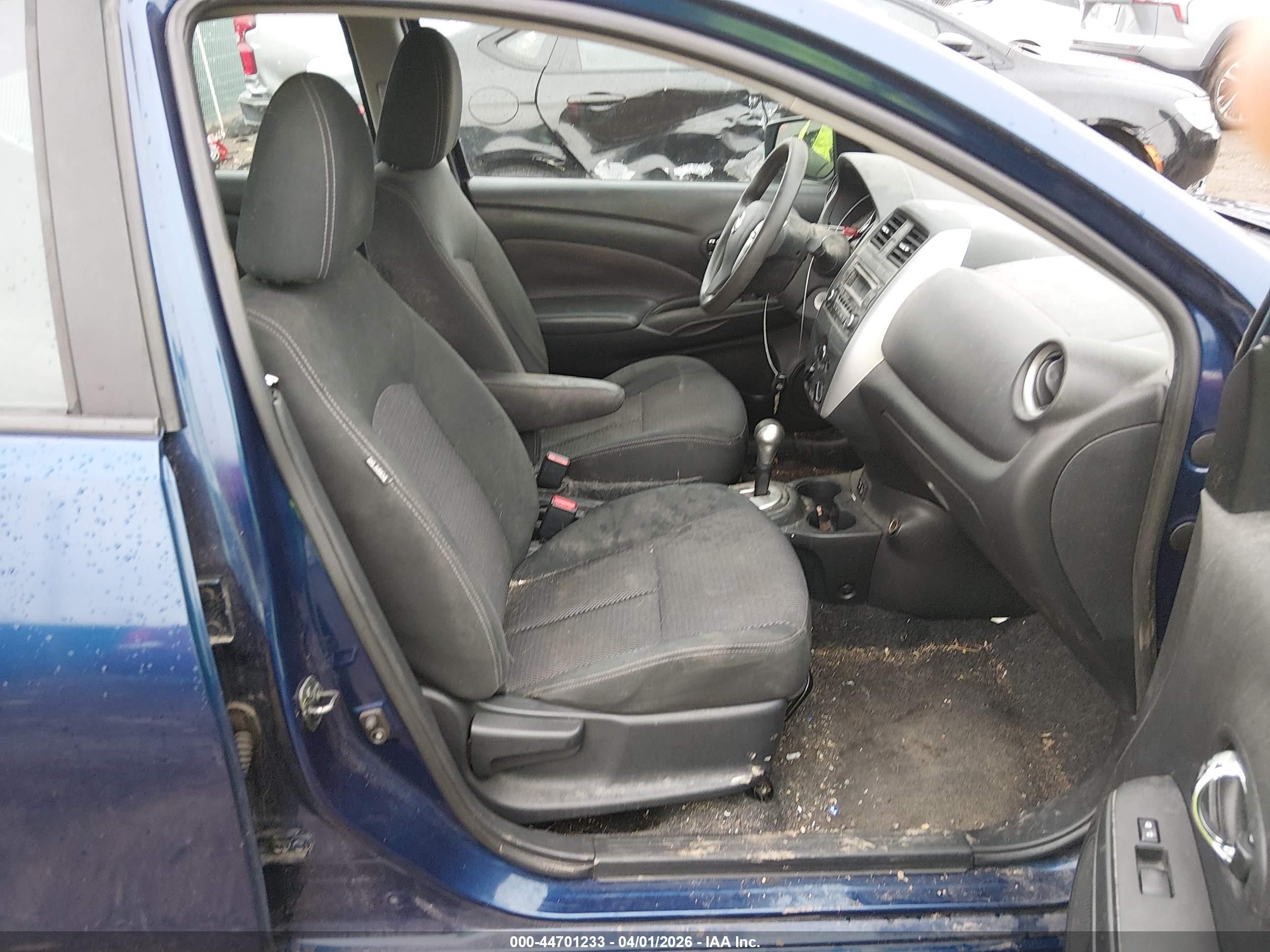 2018 Nissan Versa 1.6 Sv Blue vin: 3N1CN7AP2JL800762