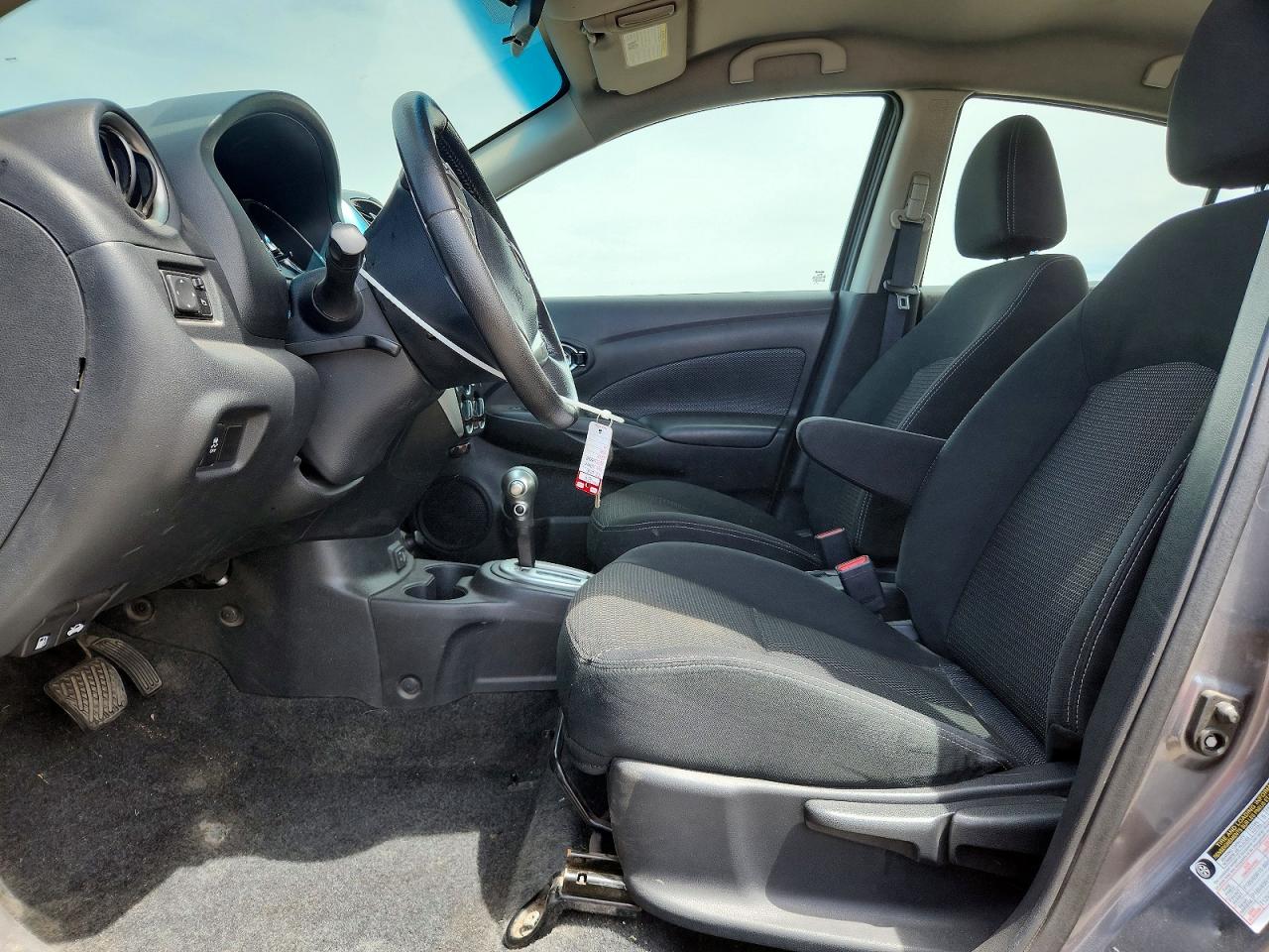 2018 Nissan Versa Sv Угольный vin: 3N1CN7AP2JL821837
