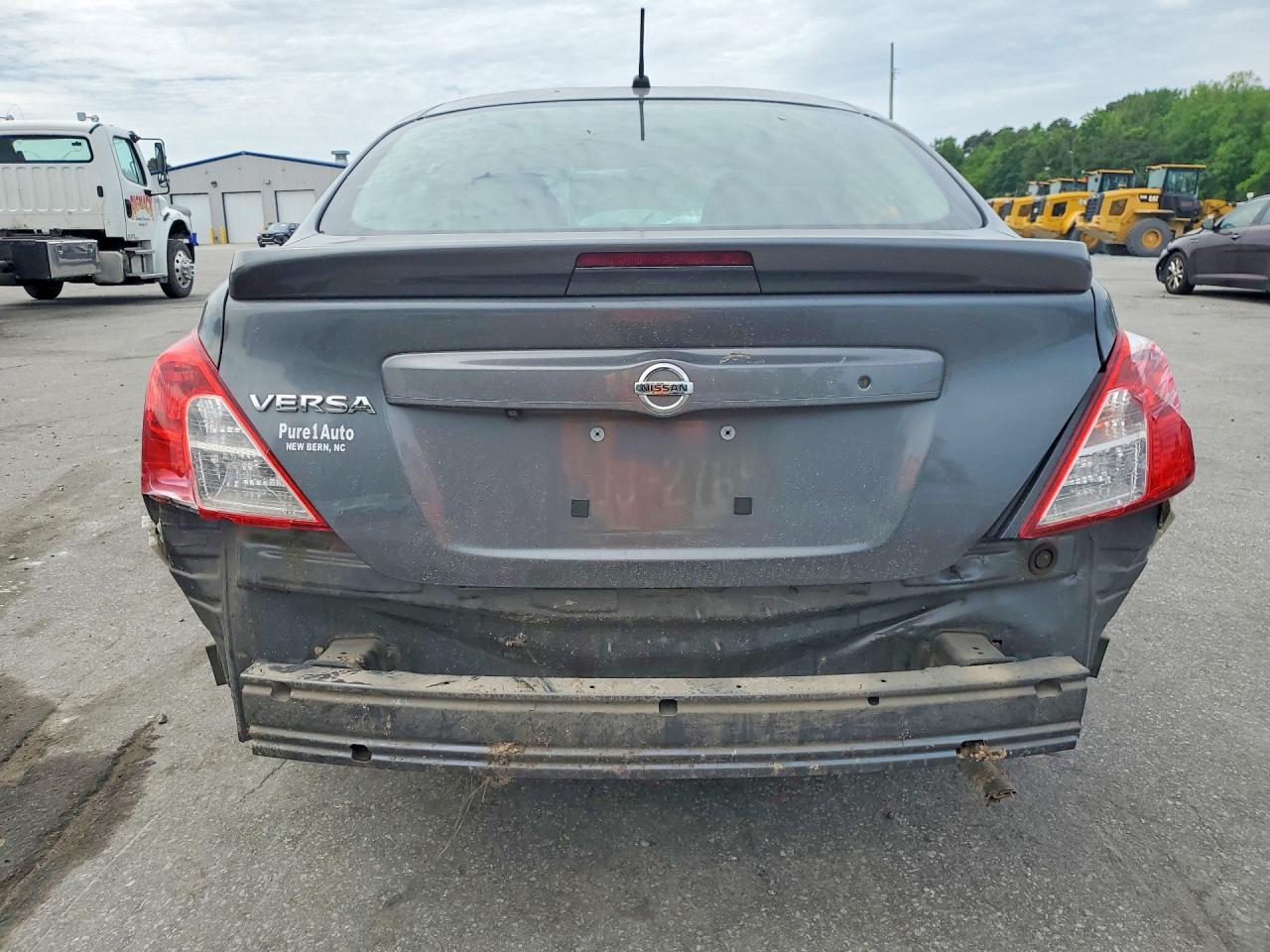 2019 Nissan Versa S Plus Gray vin: 3N1CN7AP2KL831415