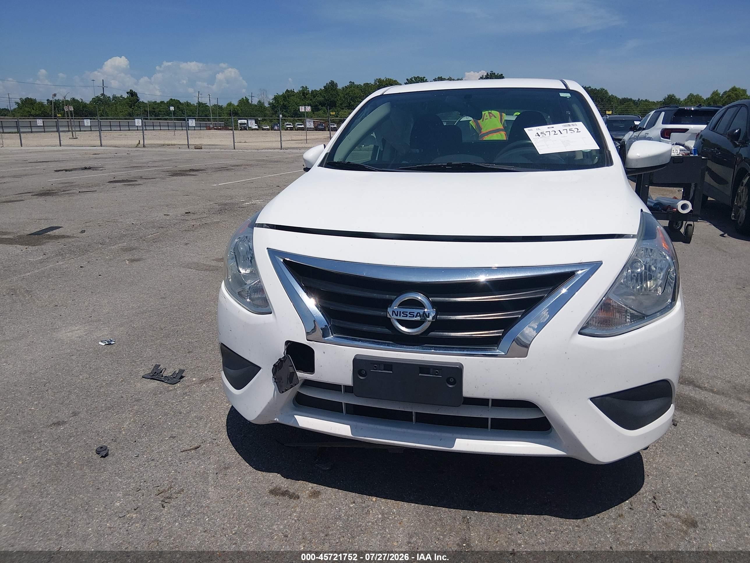 2019 Nissan Versa 1.6 Sv White vin: 3N1CN7AP2KL874605