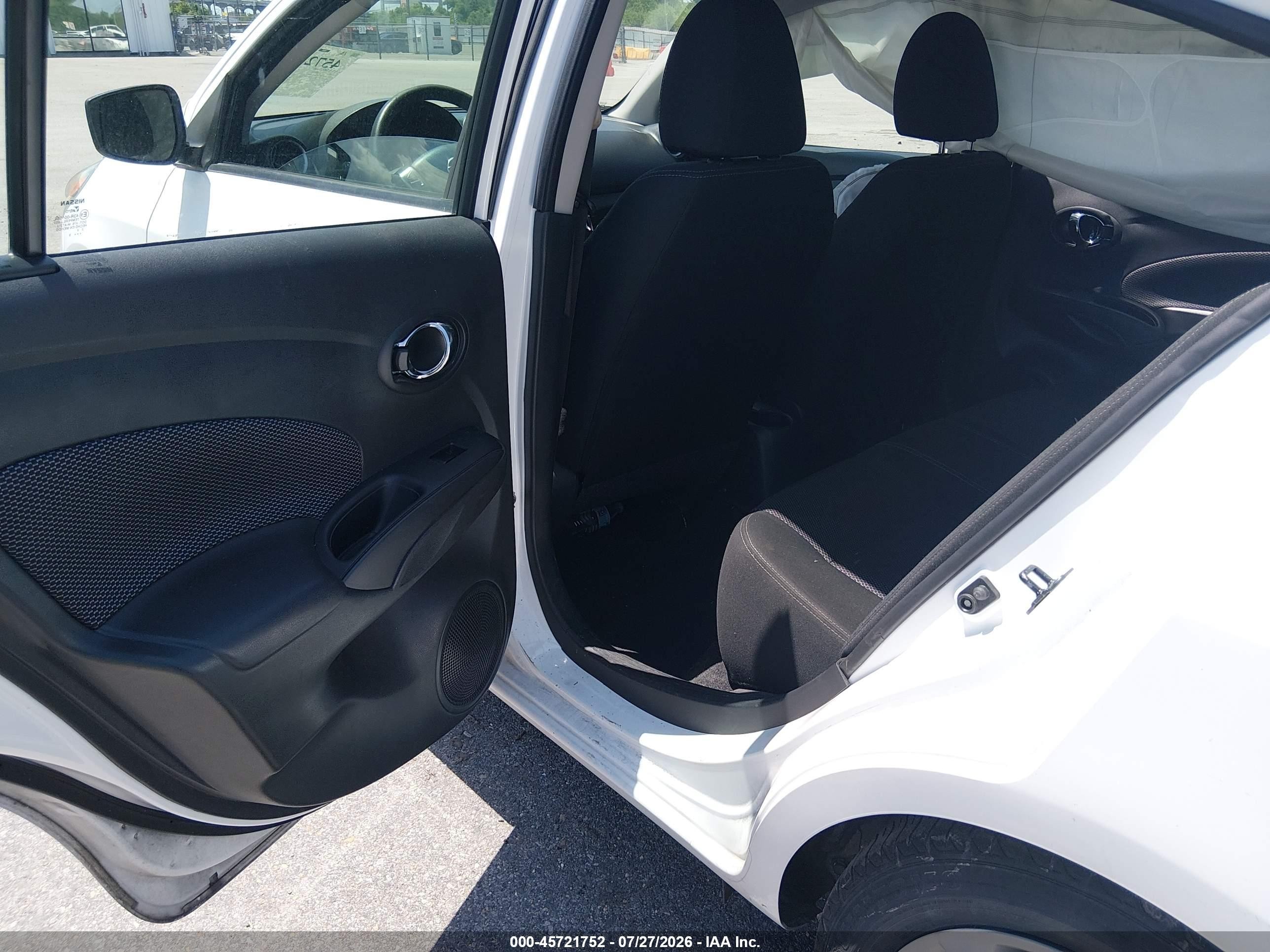 2019 Nissan Versa 1.6 Sv White vin: 3N1CN7AP2KL874605