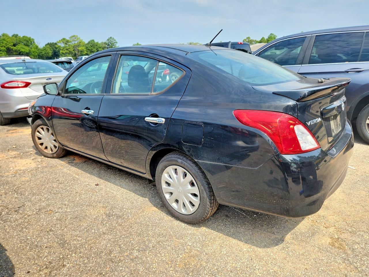 2019 Nissan Versa Sv Black vin: 3N1CN7AP2KL880209