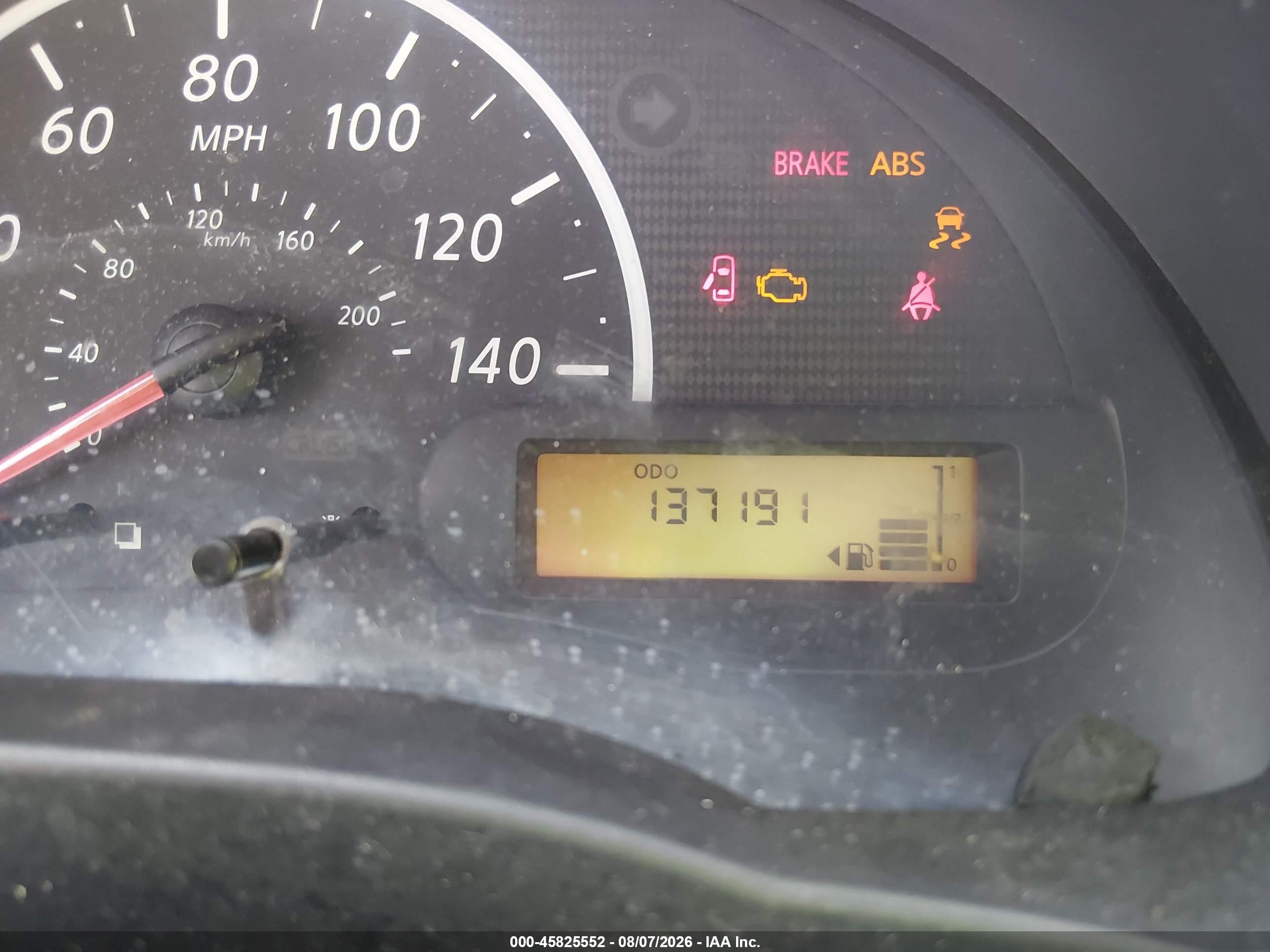 2012 Nissan Versa 1.6 S Silver vin: 3N1CN7AP3CL824040