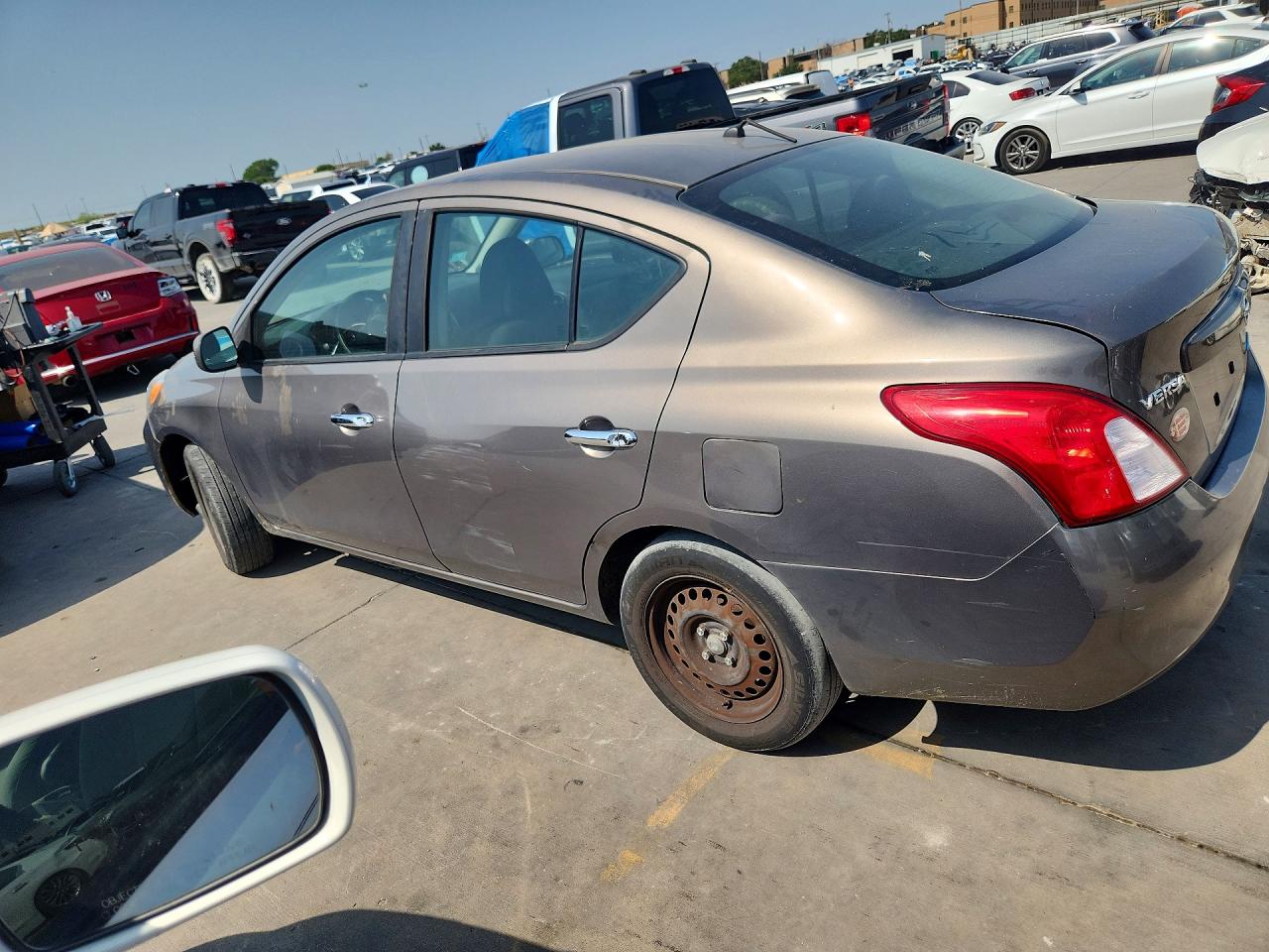2012 Nissan Versa 1.6 S Gray vin: 3N1CN7AP3CL906477