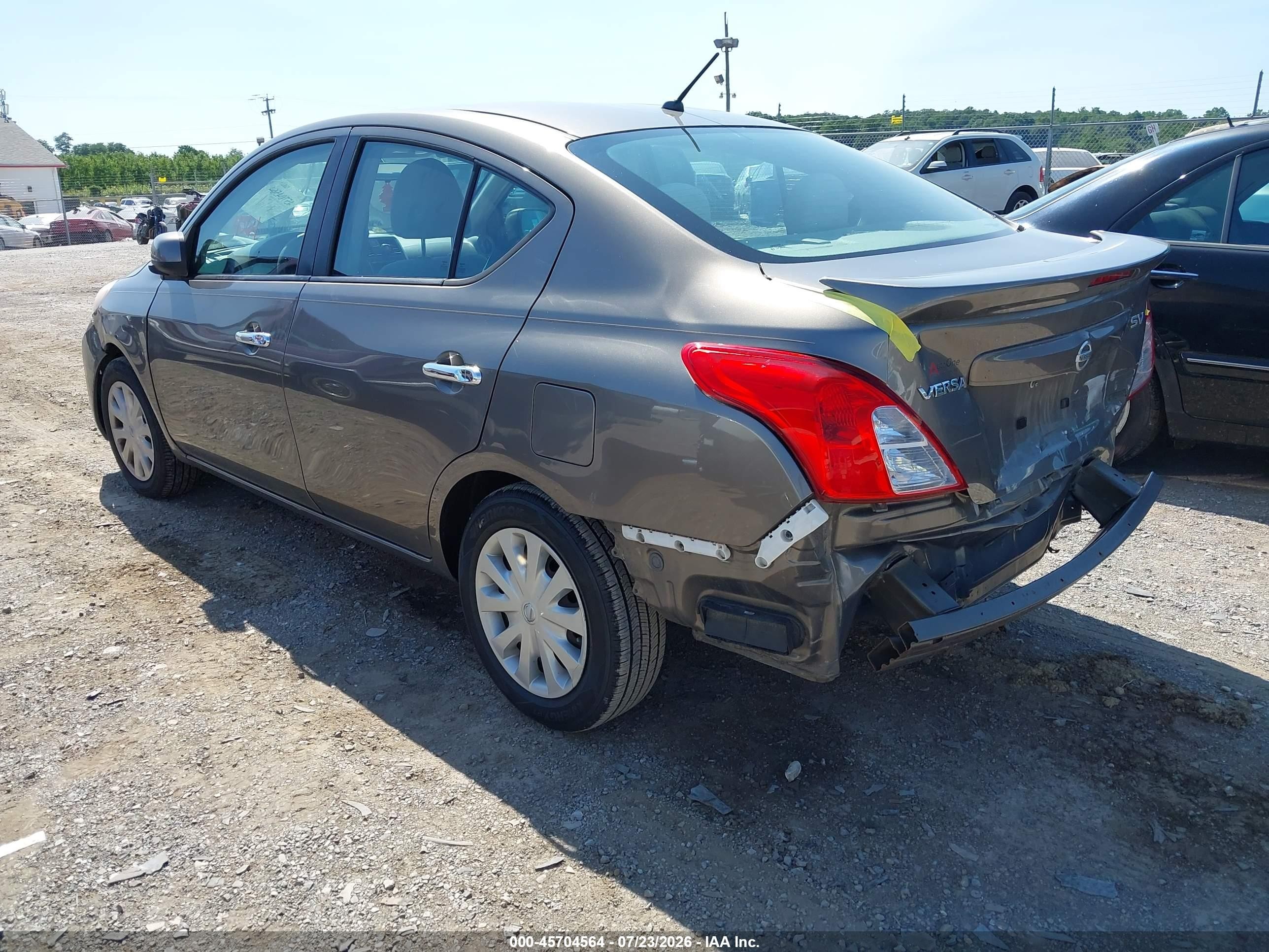 2013 Nissan Versa 1.6 Sv Gray vin: 3N1CN7AP3DL847562