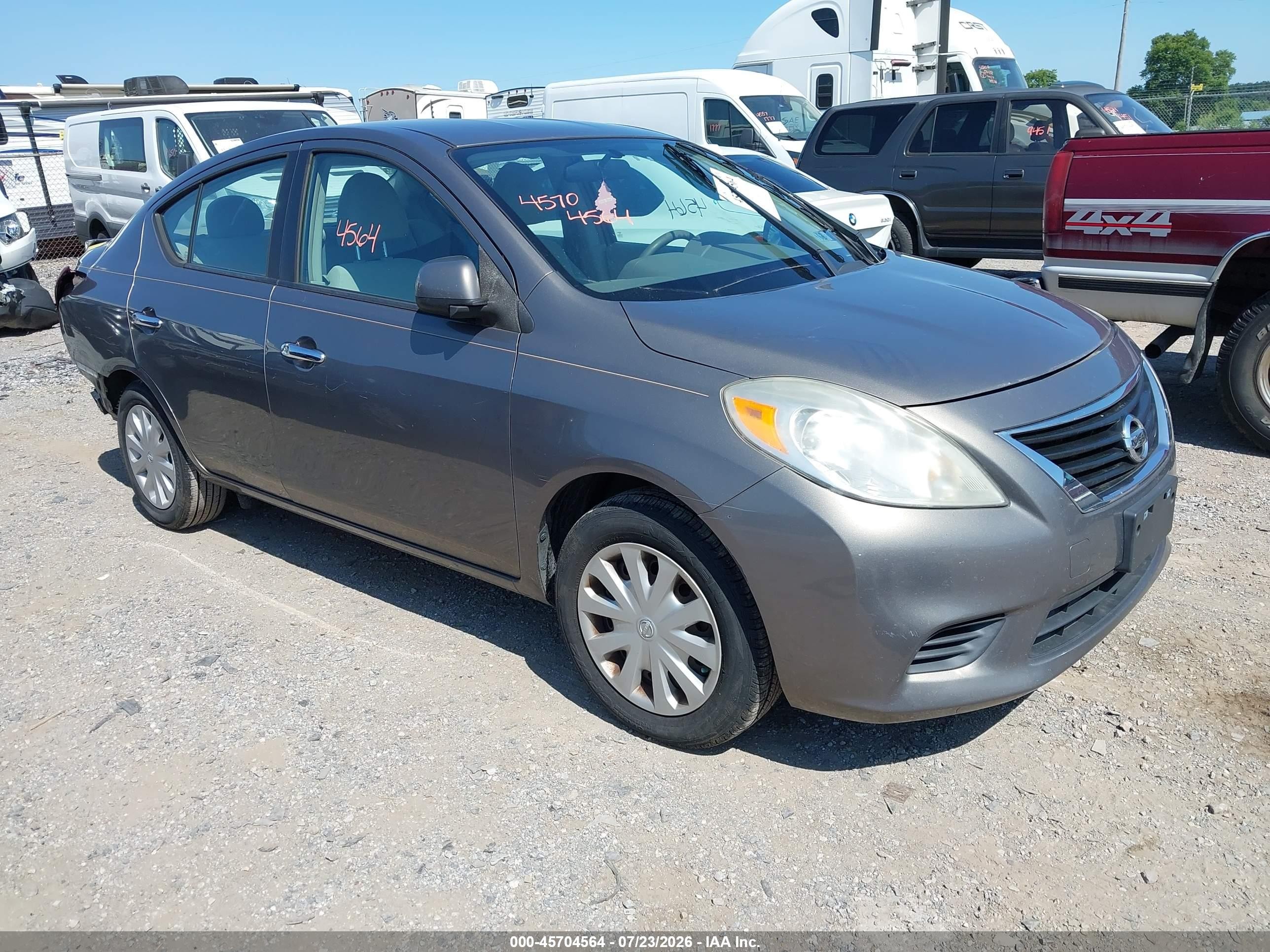 2013 Nissan Versa 1.6 Sv Gray vin: 3N1CN7AP3DL847562