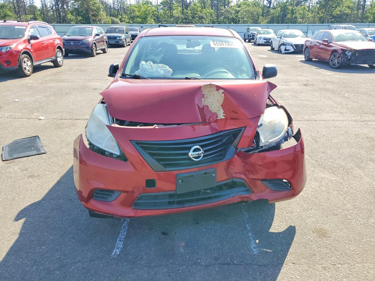 2013 Nissan Versa 1.6 S Red vin: 3N1CN7AP3DL870839