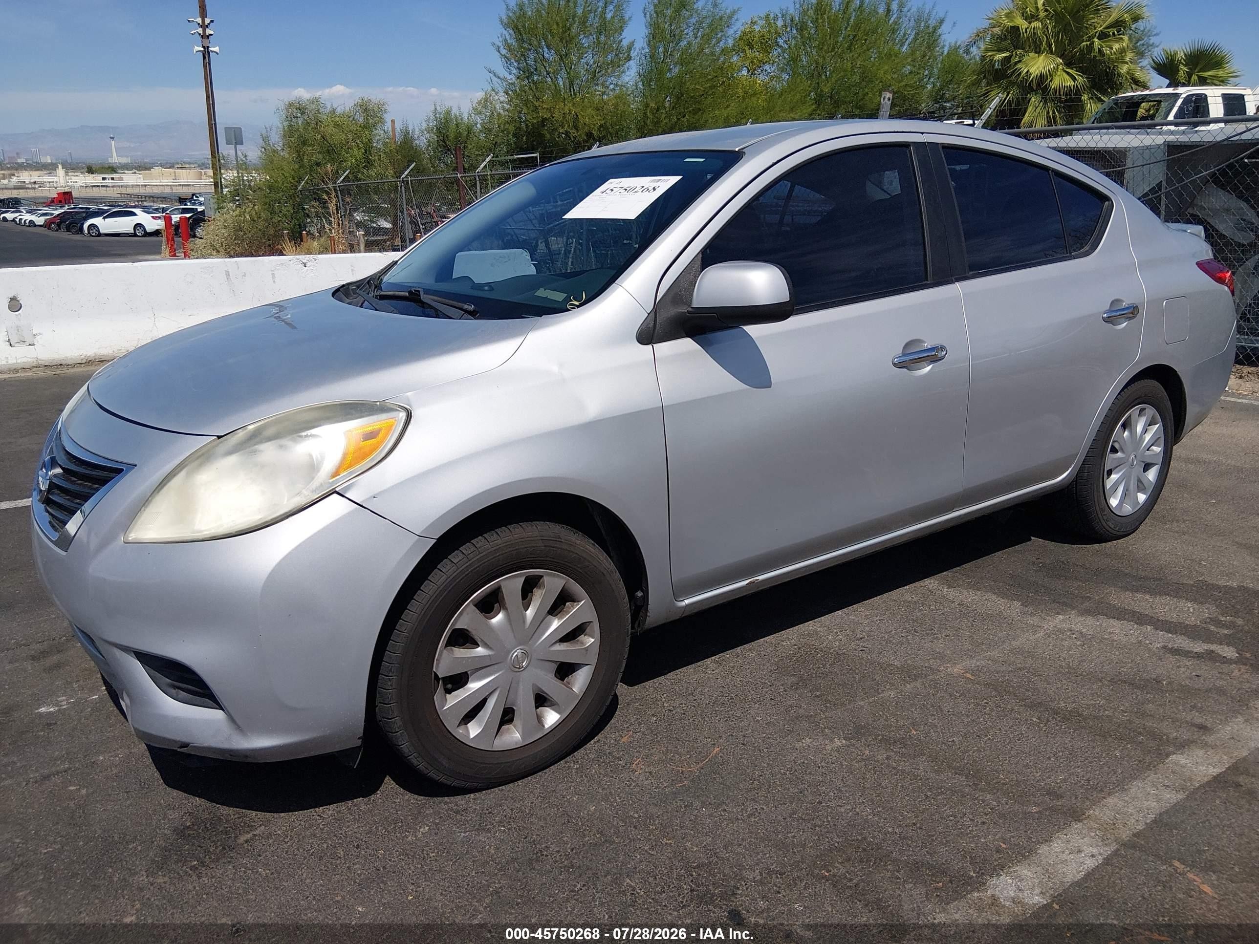 2013 Nissan Versa 1.6 Sv Silver vin: 3N1CN7AP3DL875958