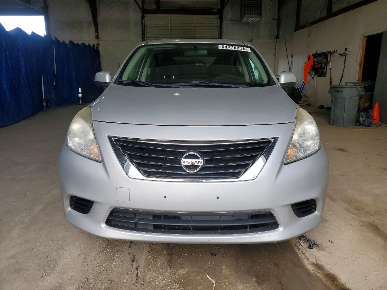 2014 Nissan Versa 1.6 Sv Silver vin: 3N1CN7AP3EK440641