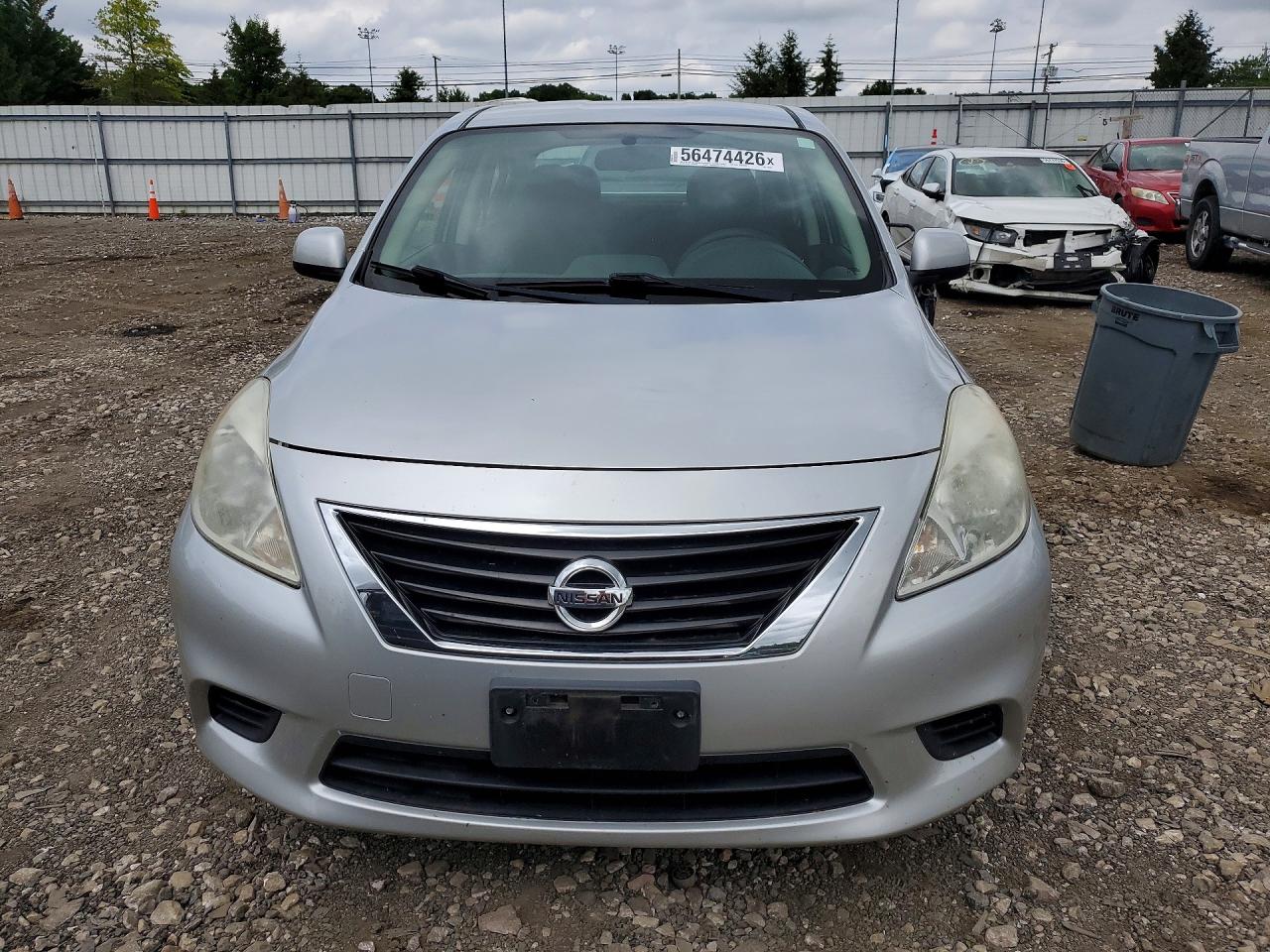 2014 Nissan Versa 1.6 Sv Silver vin: 3N1CN7AP3EK445922
