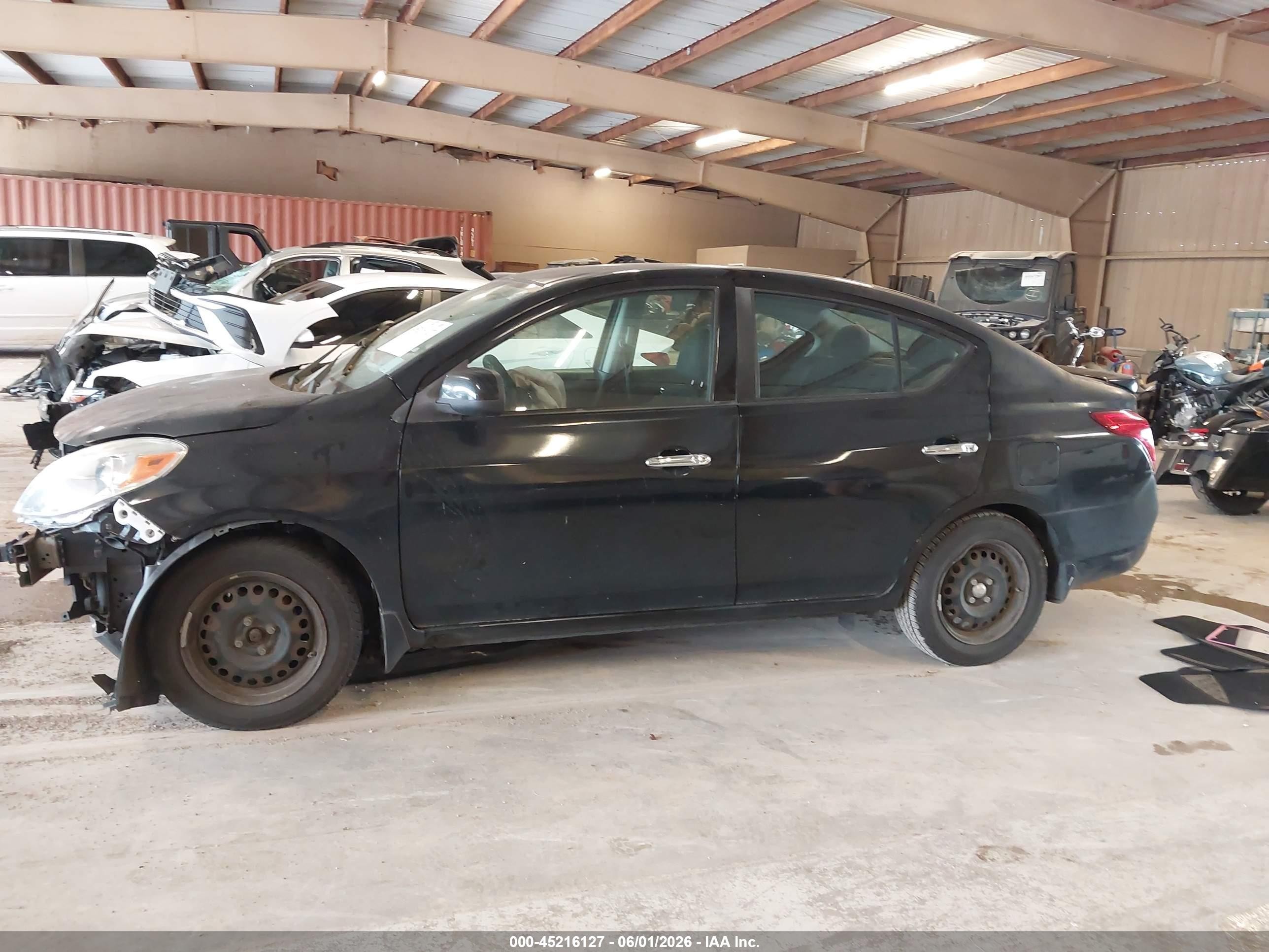 2014 Nissan Versa 1.6 Sv Black vin: 3N1CN7AP3EK447296