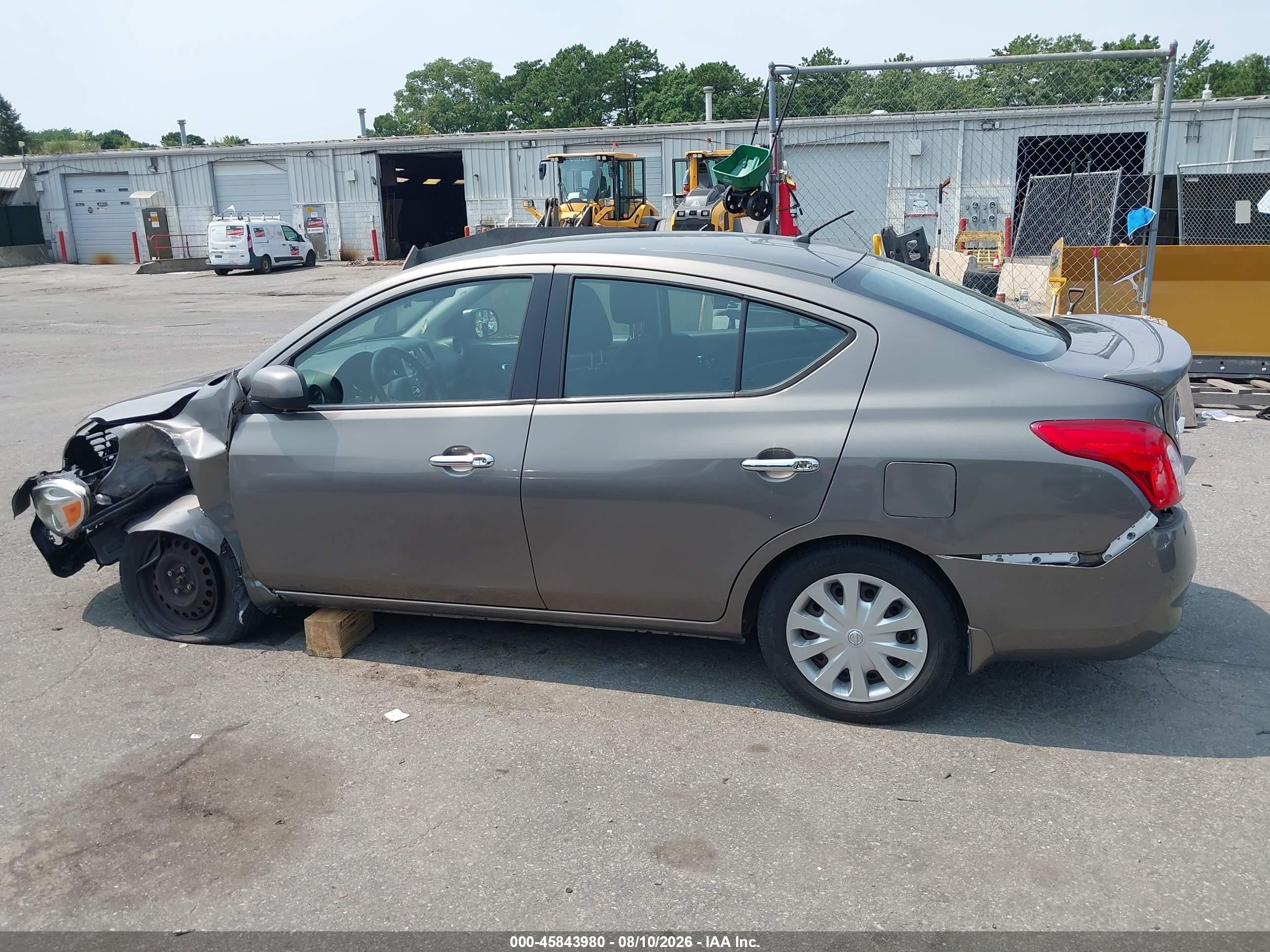 2014 Nissan Versa 1.6 Sv Beige vin: 3N1CN7AP3EK447881