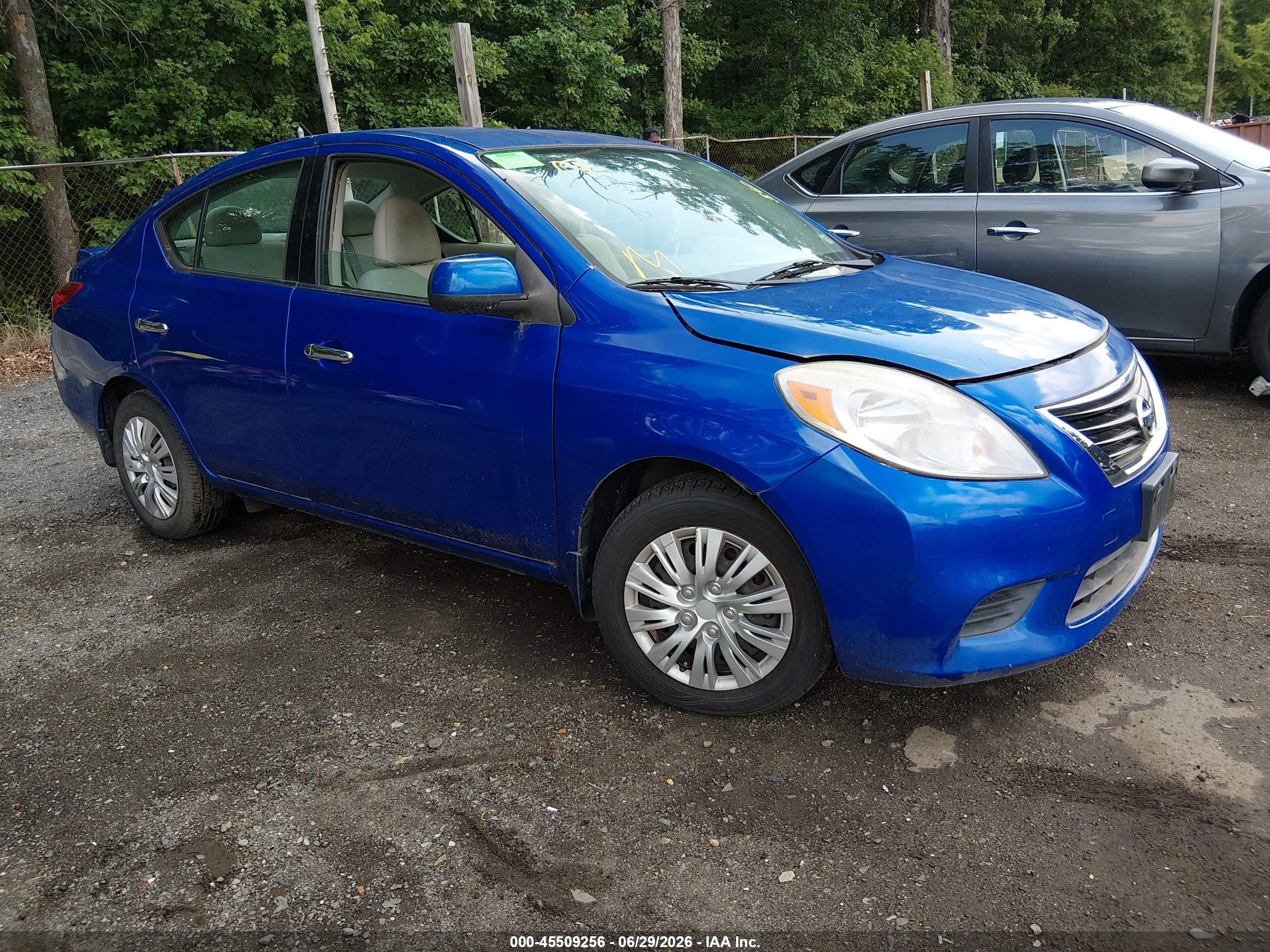 2014 Nissan Versa 1.6 Sv Blue vin: 3N1CN7AP3EL800355