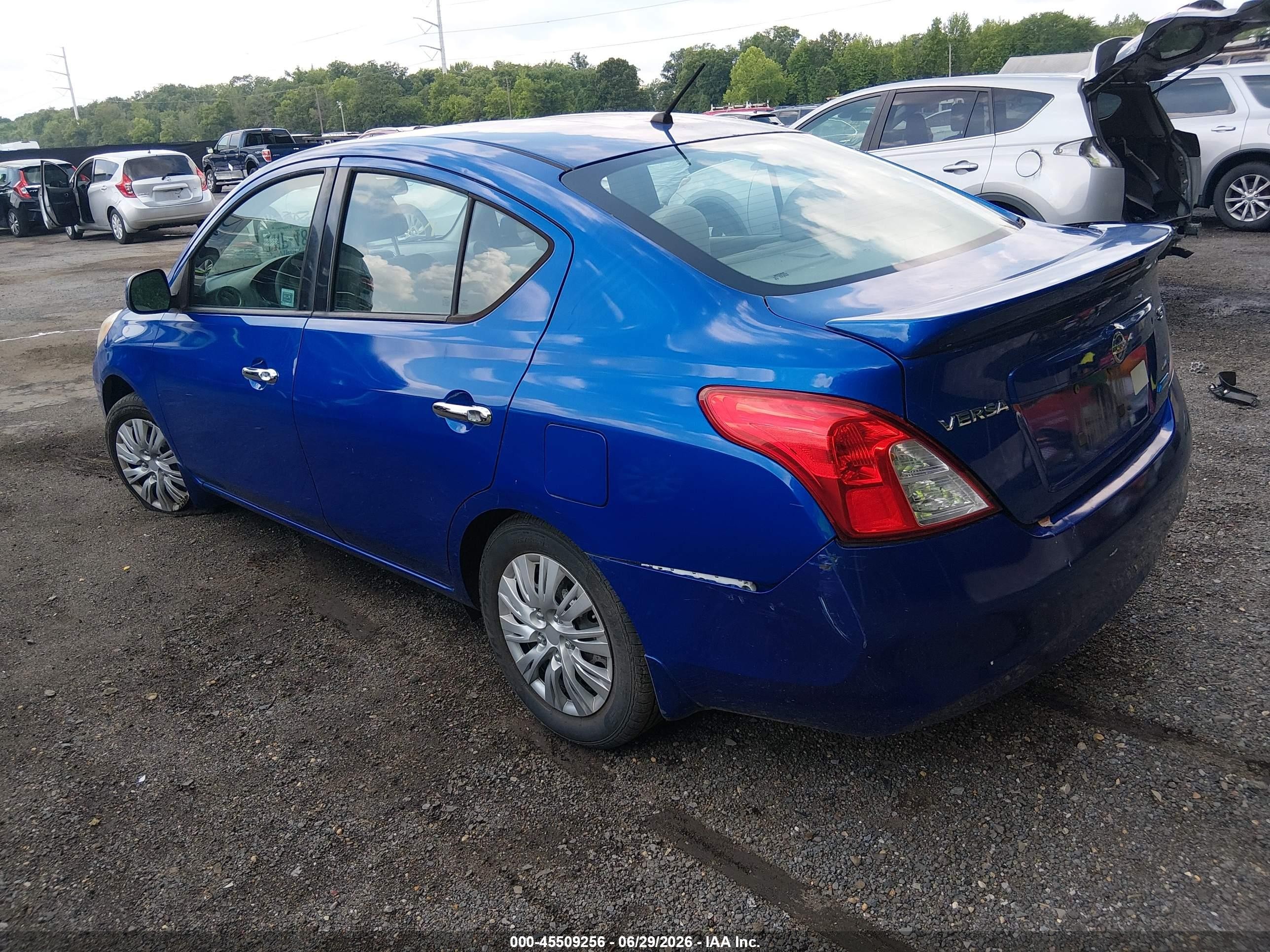 2014 Nissan Versa 1.6 Sv Blue vin: 3N1CN7AP3EL800355
