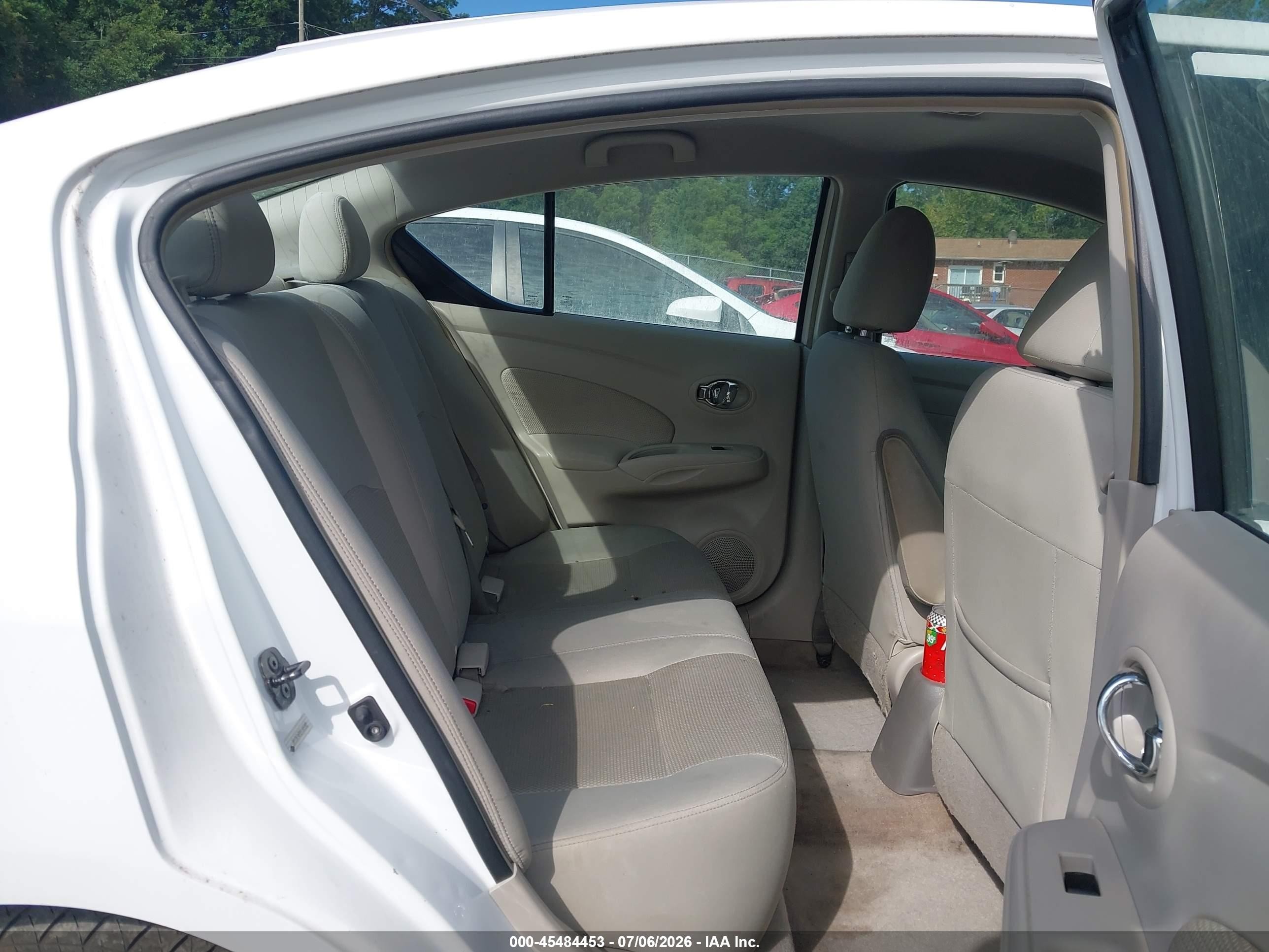 2014 Nissan Versa 1.6 Sv White vin: 3N1CN7AP3EL805202