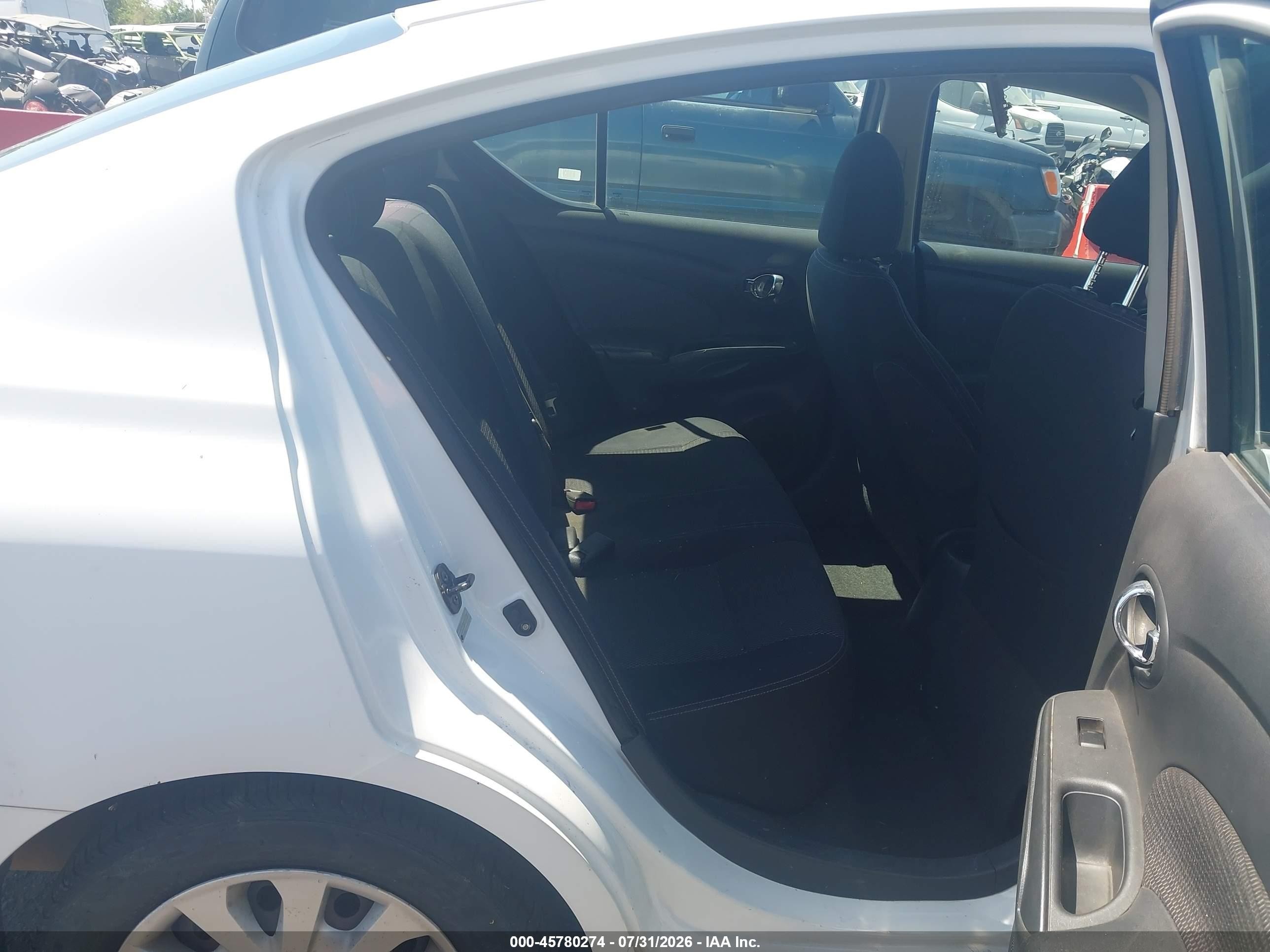 2014 Nissan Versa 1.6 Sv White vin: 3N1CN7AP3EL813316