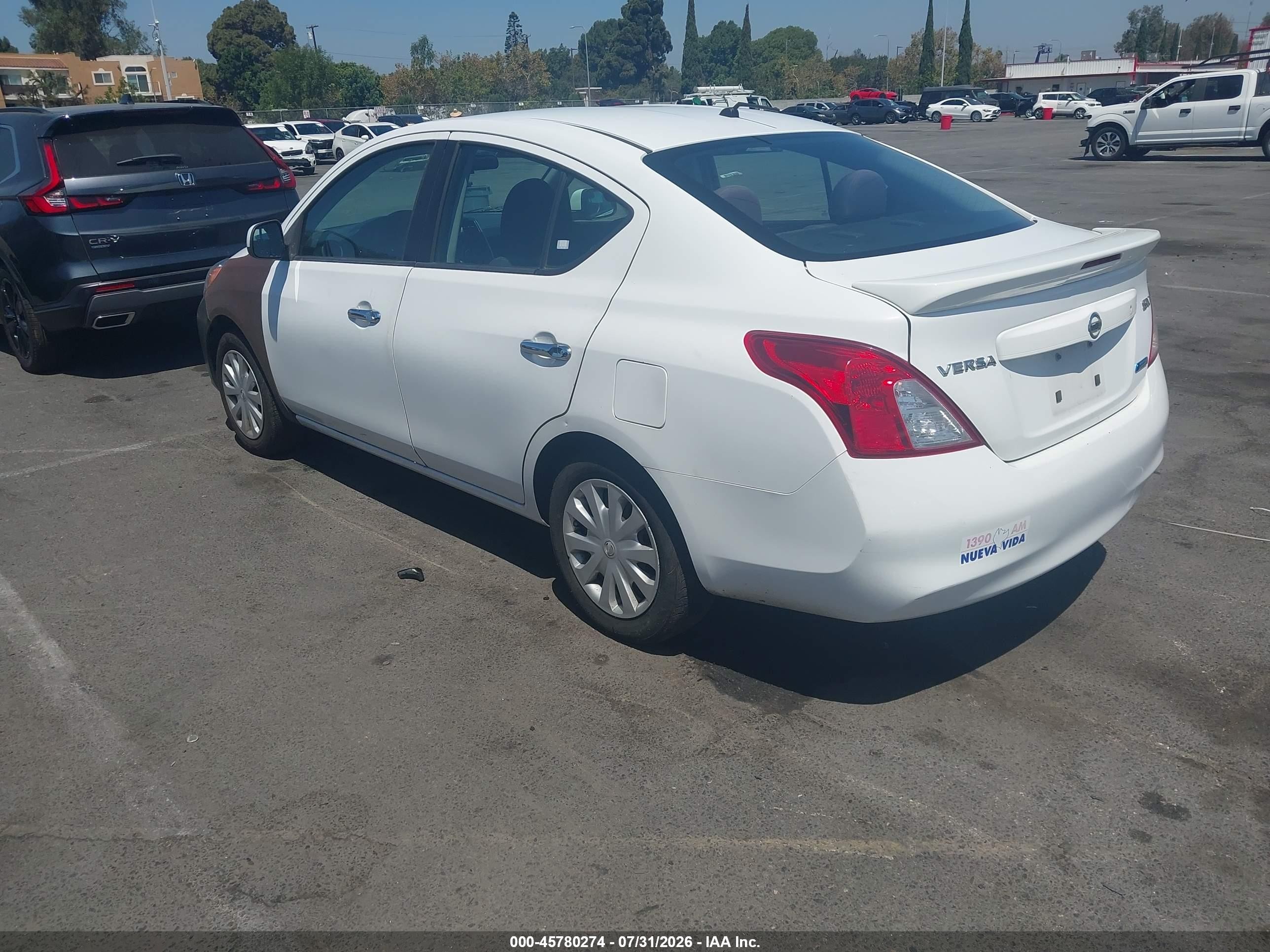 2014 Nissan Versa 1.6 Sv White vin: 3N1CN7AP3EL813316