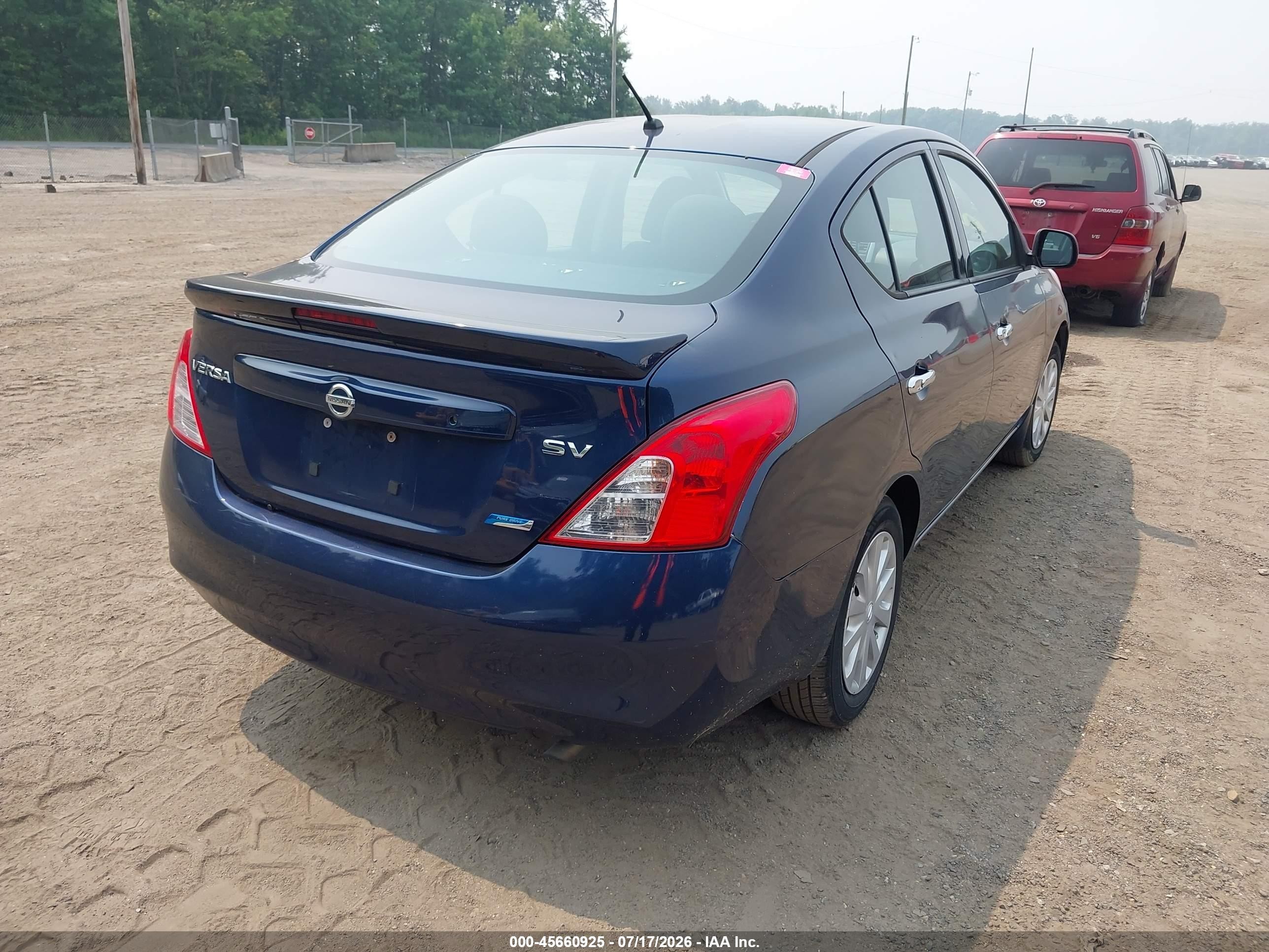 2014 Nissan Versa 1.6 Sv Blue vin: 3N1CN7AP3EL821643