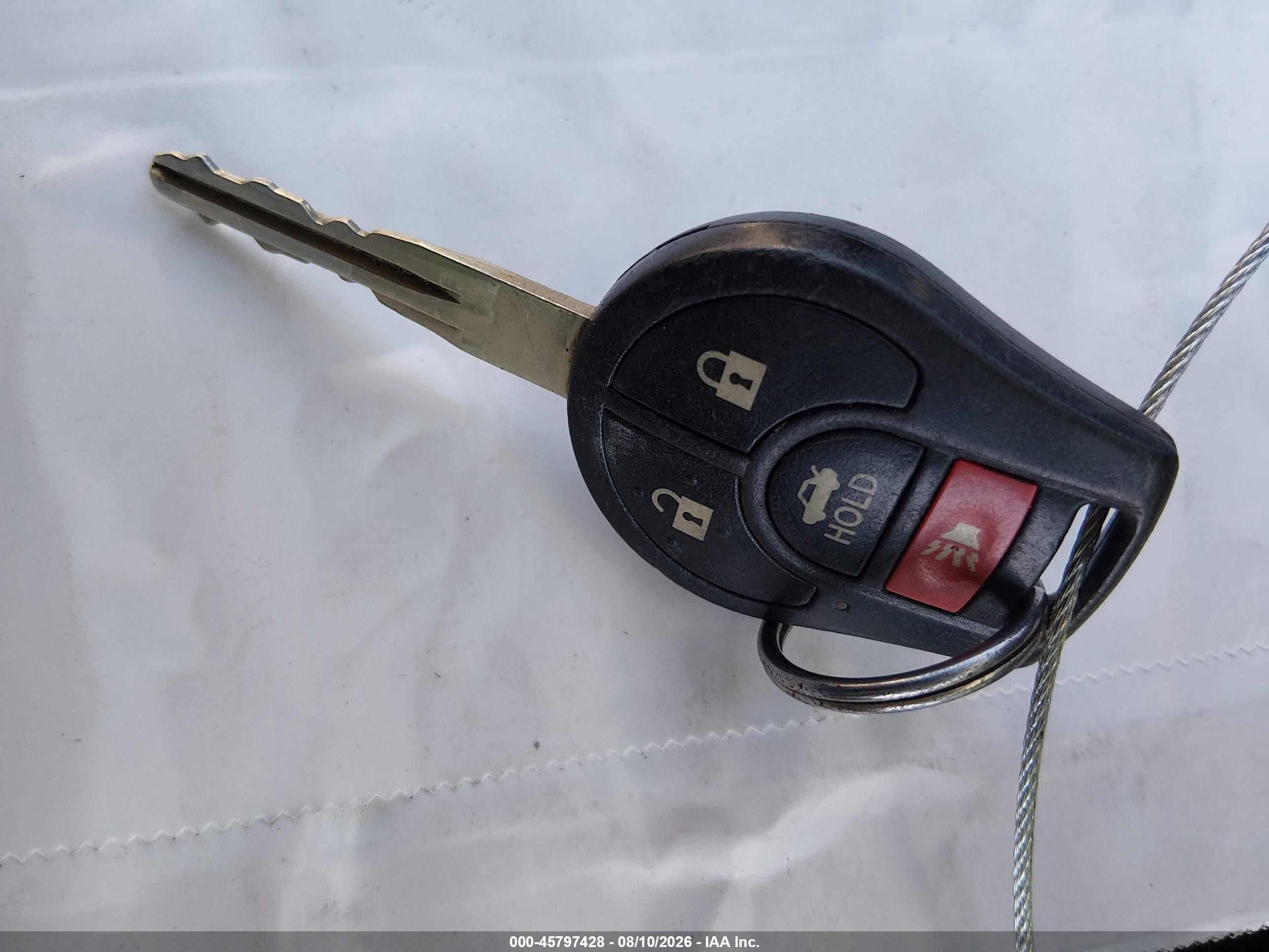 2014 Nissan Versa 1.6 Sv Белый vin: 3N1CN7AP3EL825837