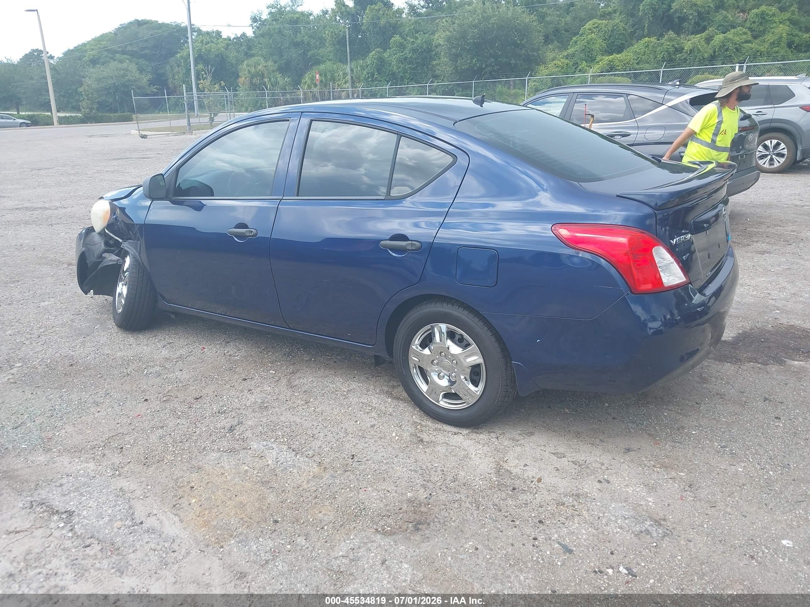 2014 Nissan Versa 1.6 S+ Dark Blue vin: 3N1CN7AP3EL832657