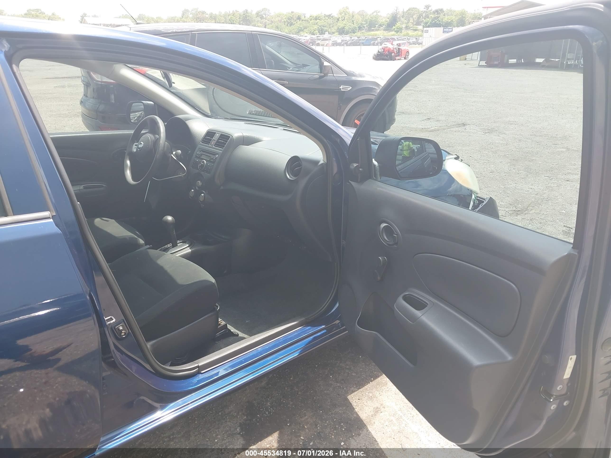 2014 Nissan Versa 1.6 S+ Dark Blue vin: 3N1CN7AP3EL832657