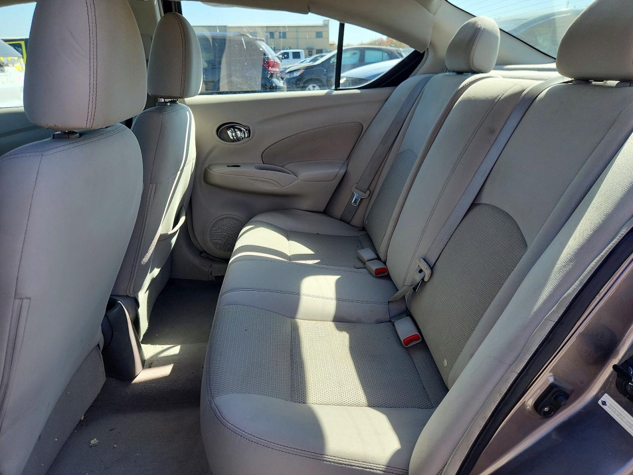 2014 Nissan Versa 1.6 Sv Gray vin: 3N1CN7AP3EL855601
