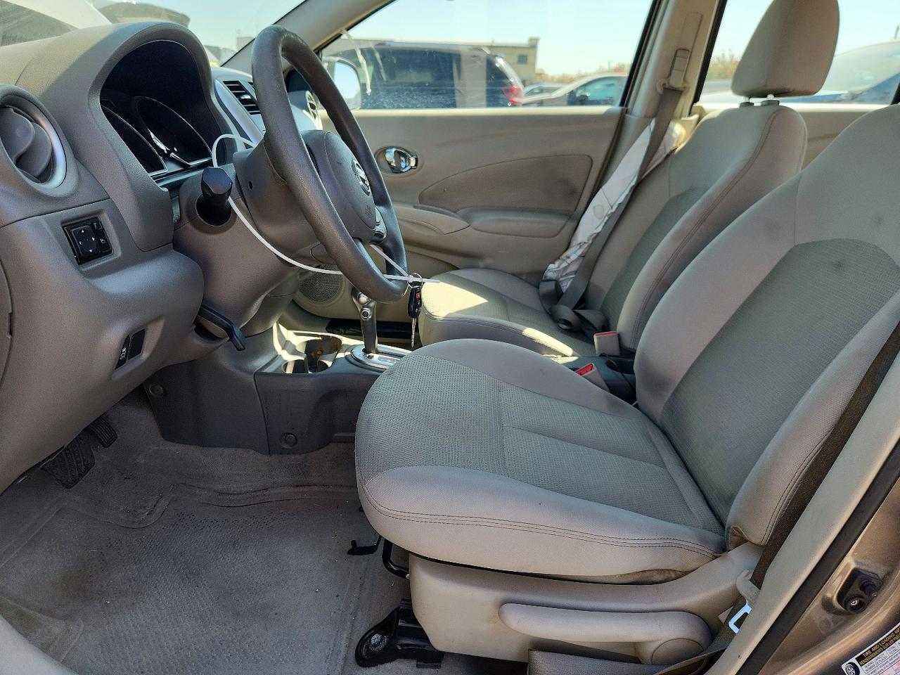 2014 Nissan Versa 1.6 Sv Gray vin: 3N1CN7AP3EL855601