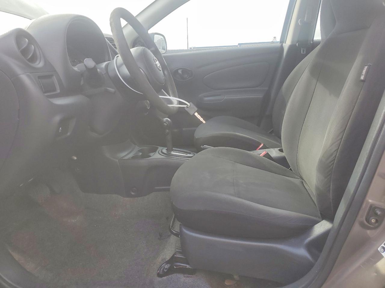 2014 Nissan Versa 1.6 S Plus Серый vin: 3N1CN7AP3EL856456
