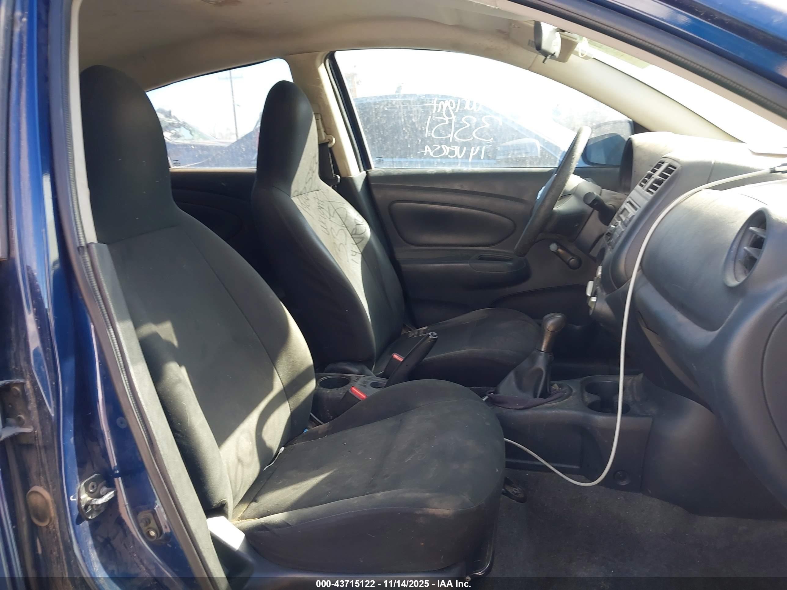 2014 Nissan Versa 1.6 S Blue vin: 3N1CN7AP3EL858854