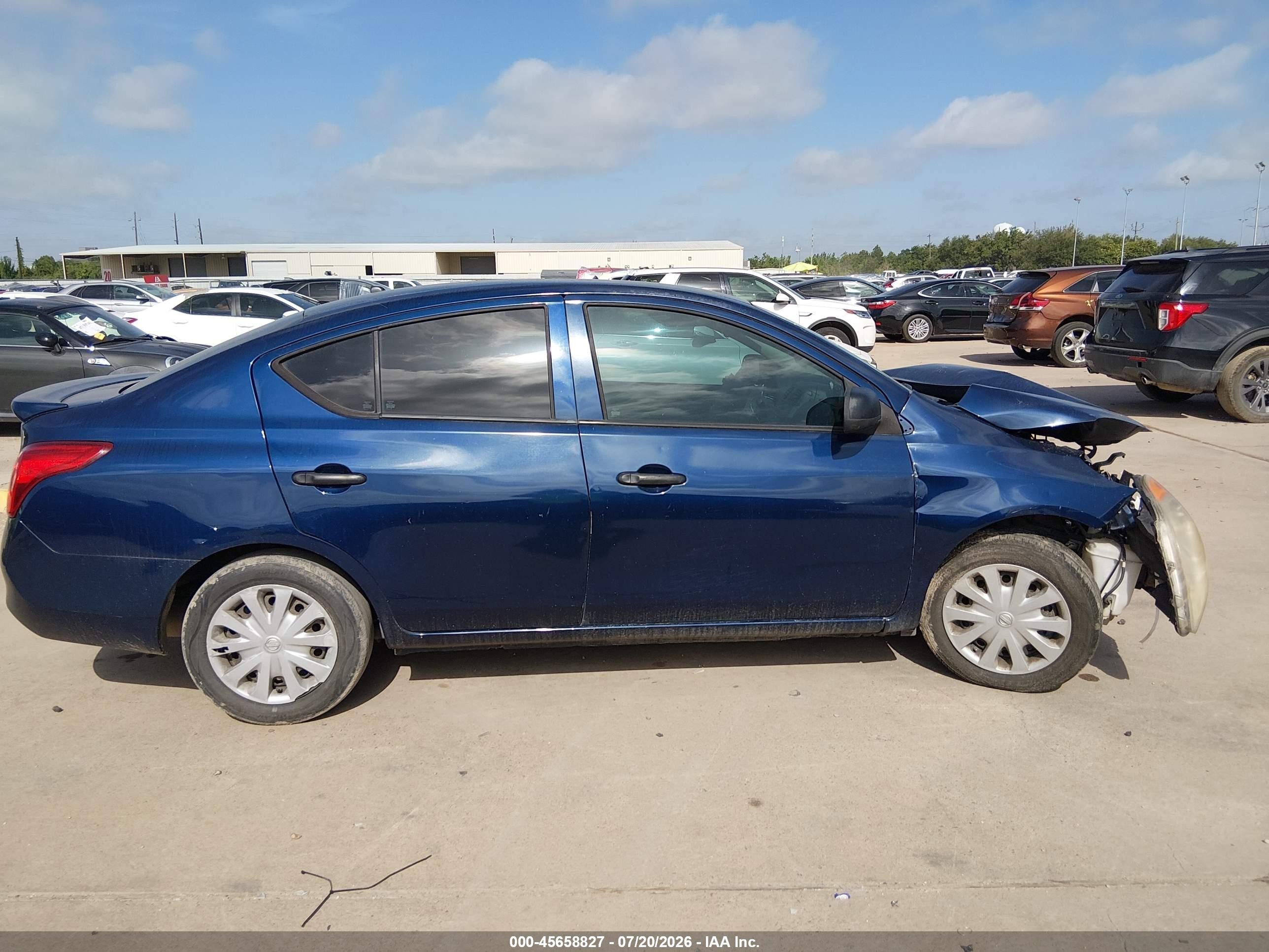 2014 Nissan Versa 1.6 S+ Blue vin: 3N1CN7AP3EL868204