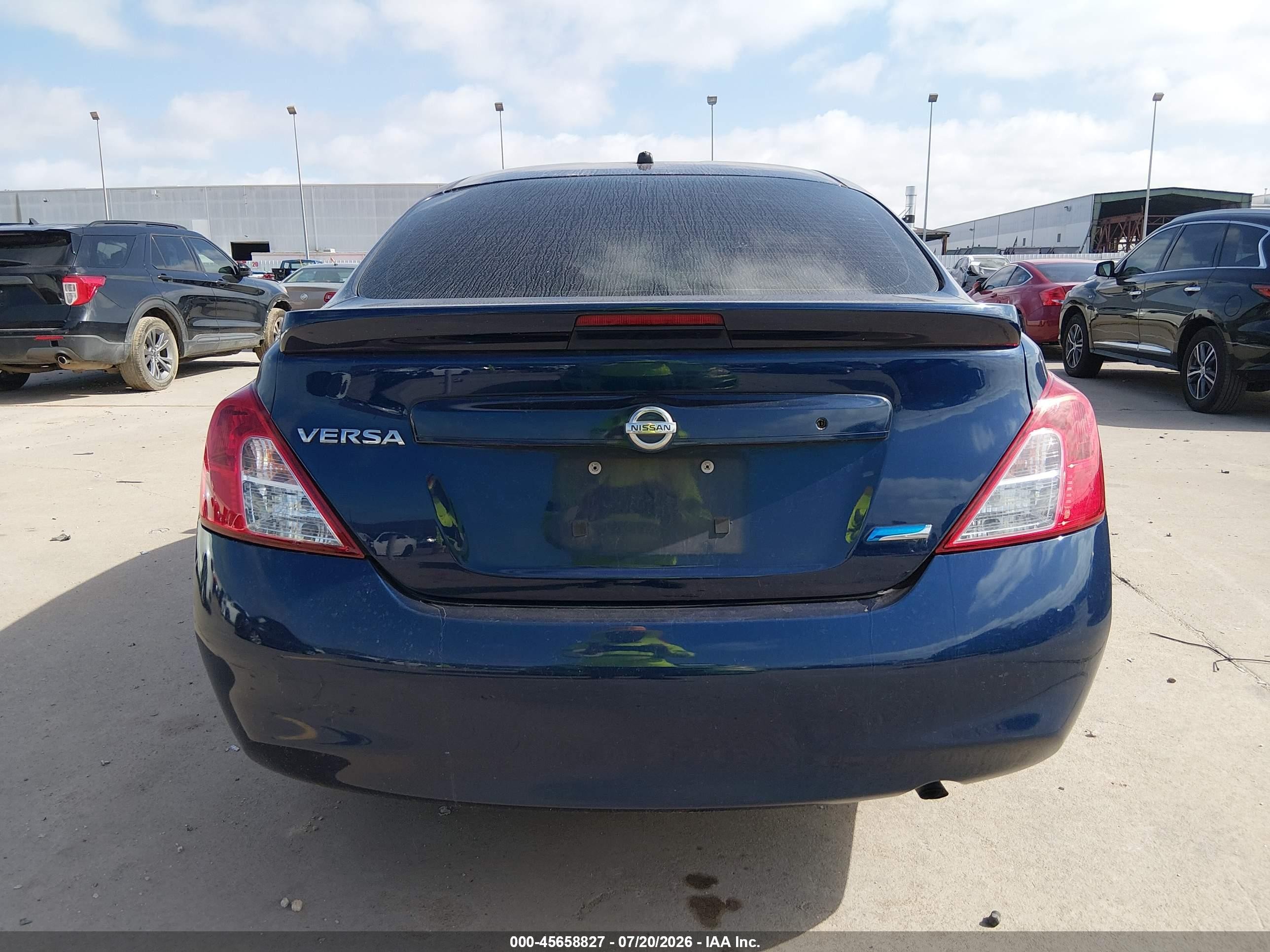2014 Nissan Versa 1.6 S+ Blue vin: 3N1CN7AP3EL868204