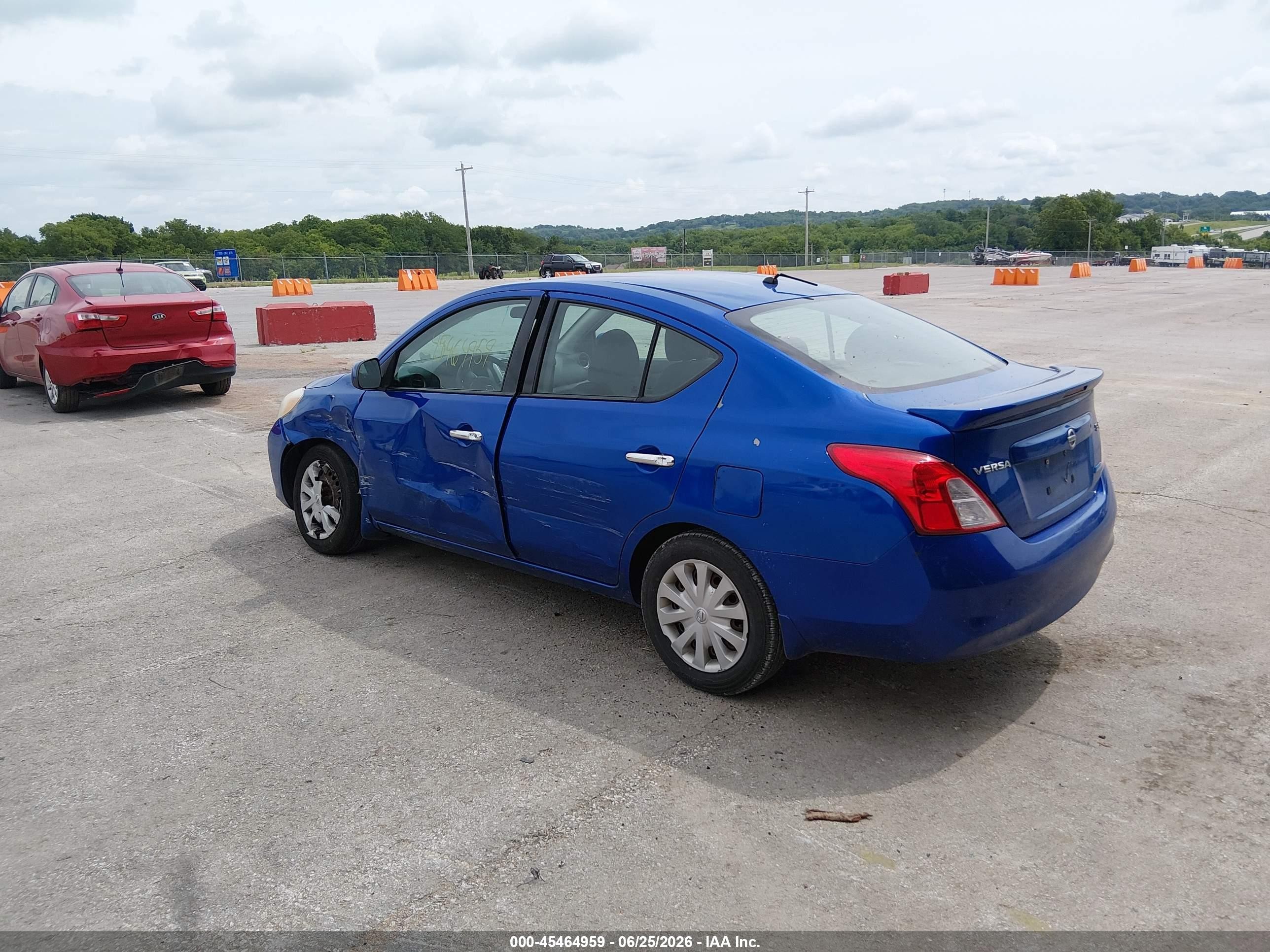 2014 Nissan Versa 1.6 S/1.6 S+/1.6 Sl/1.6 Sv/s Blue vin: 3N1CN7AP3EL876027