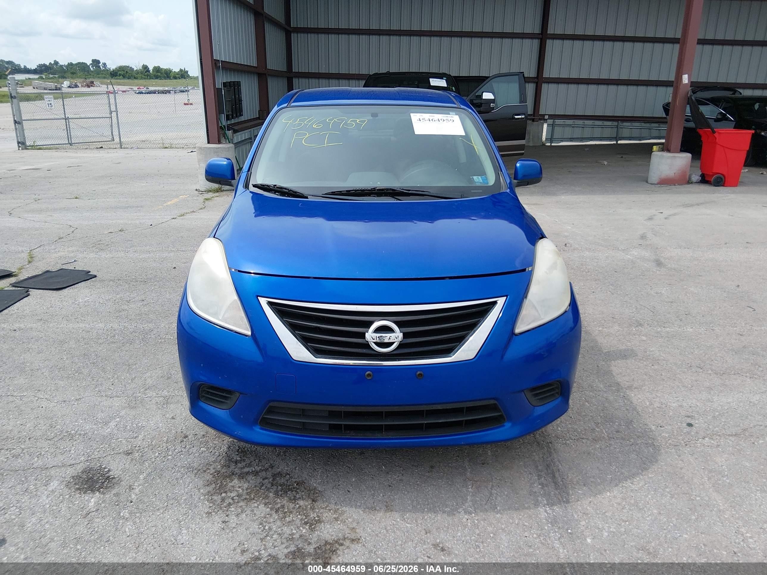 2014 Nissan Versa 1.6 S/1.6 S+/1.6 Sl/1.6 Sv/s Blue vin: 3N1CN7AP3EL876027