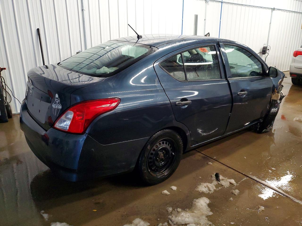 2015 Nissan Versa 1.6 S Blue vin: 3N1CN7AP3FL806884