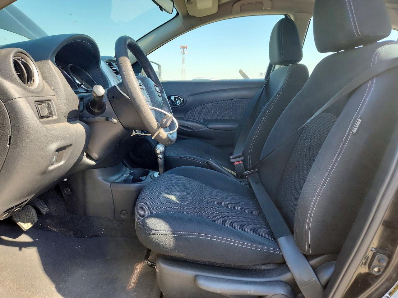 2015 Nissan Versa 1.6 Sv Black vin: 3N1CN7AP3FL820798