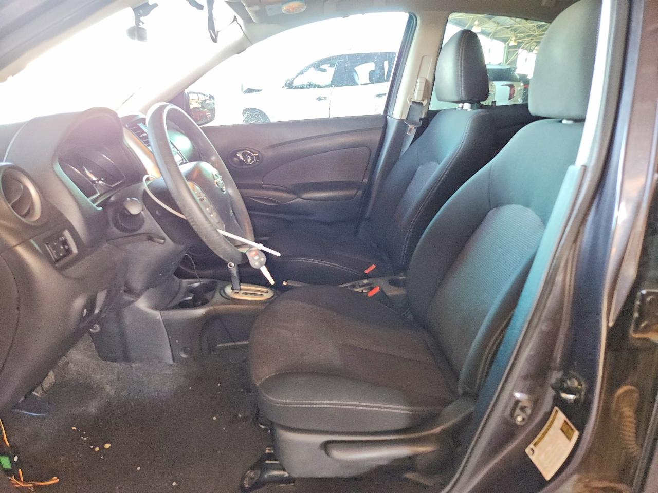 2015 Nissan Versa 1.6 Sv Gray vin: 3N1CN7AP3FL824317