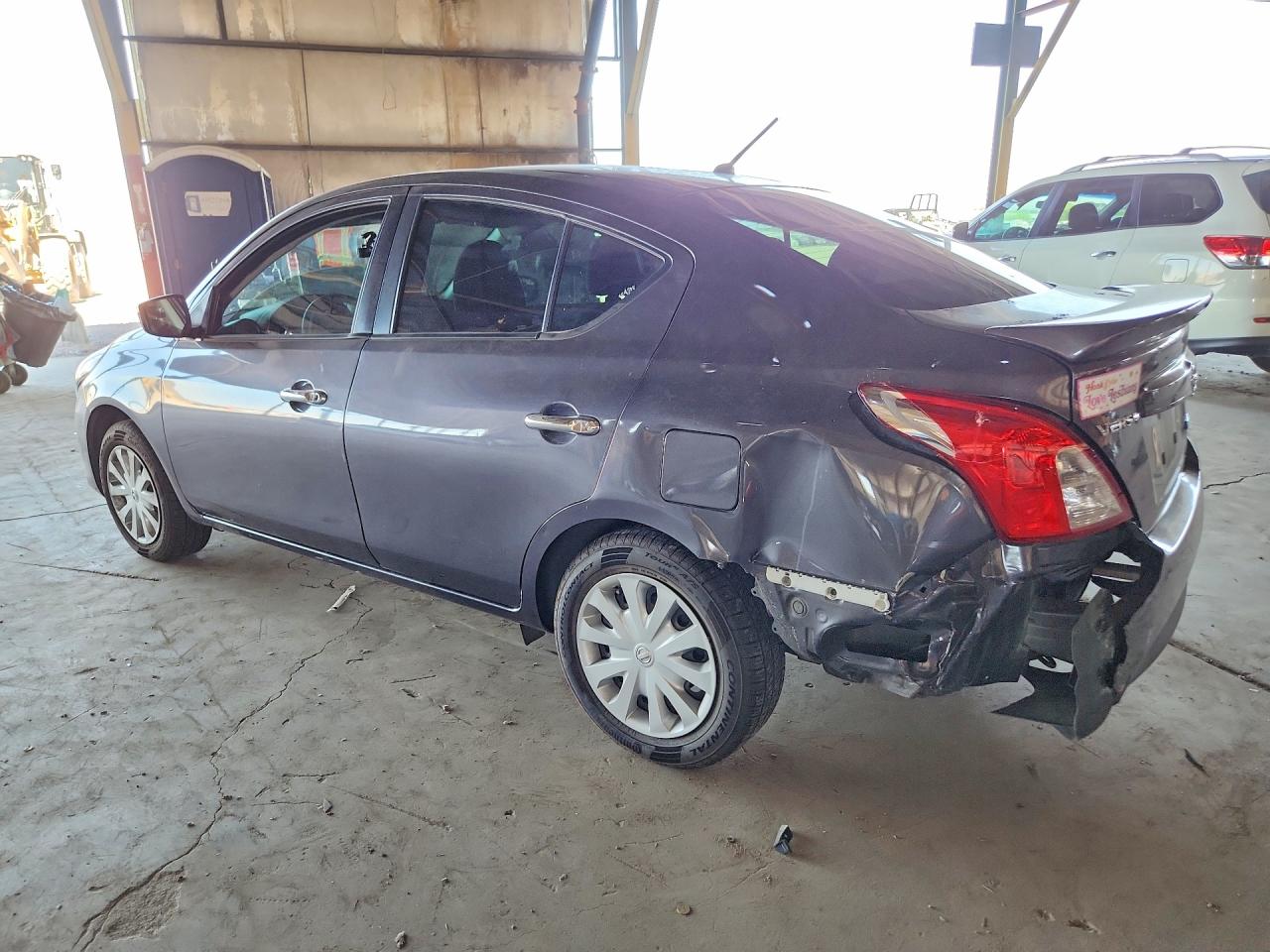 2015 Nissan Versa 1.6 Sv Gray vin: 3N1CN7AP3FL824317