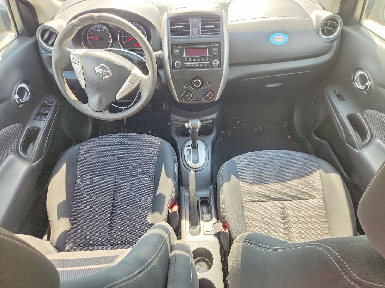 2015 Nissan Versa 1.6 Sv Серый vin: 3N1CN7AP3FL833762