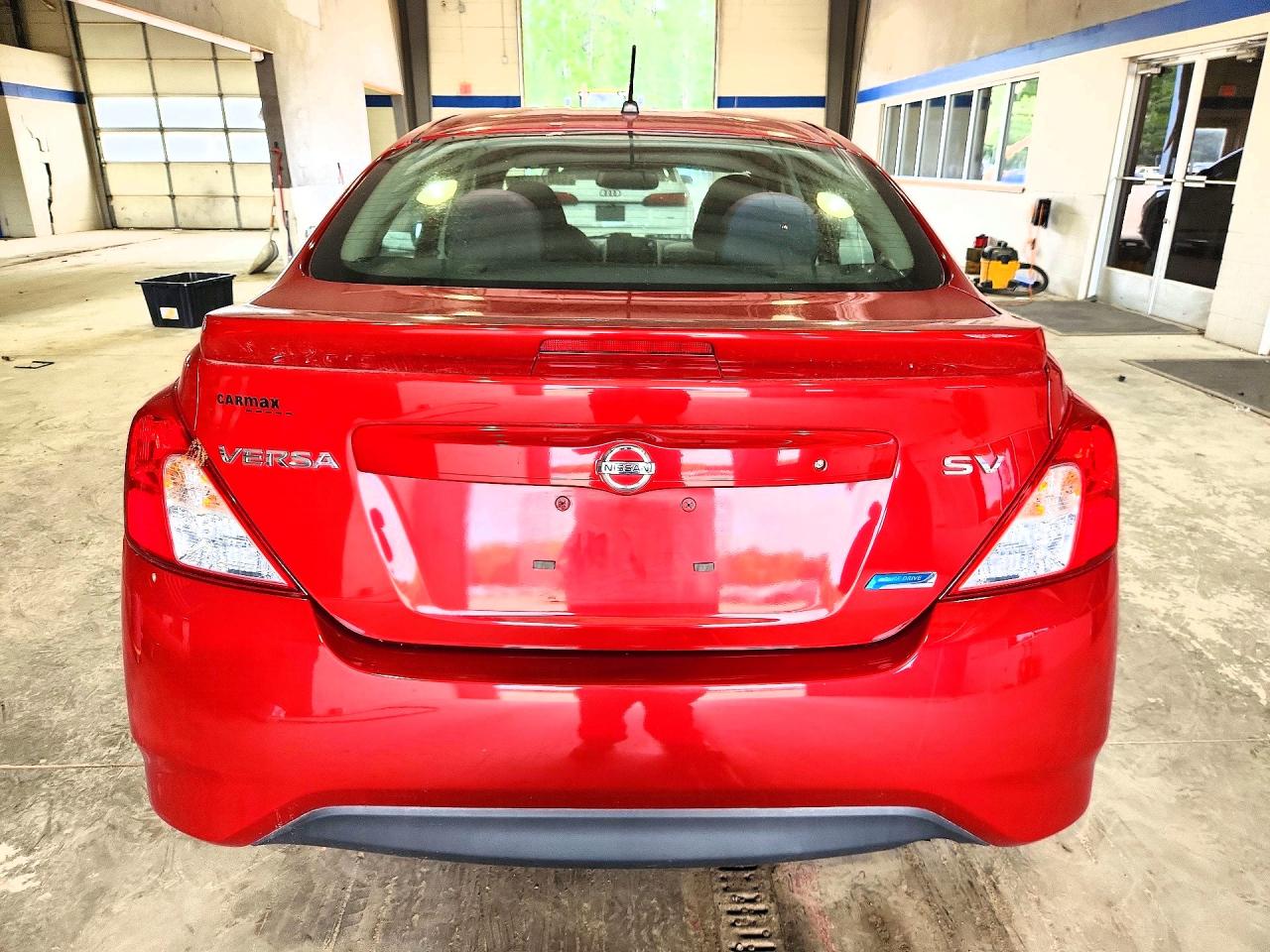 2015 Nissan Versa 1.6 Sv Red vin: 3N1CN7AP3FL840808
