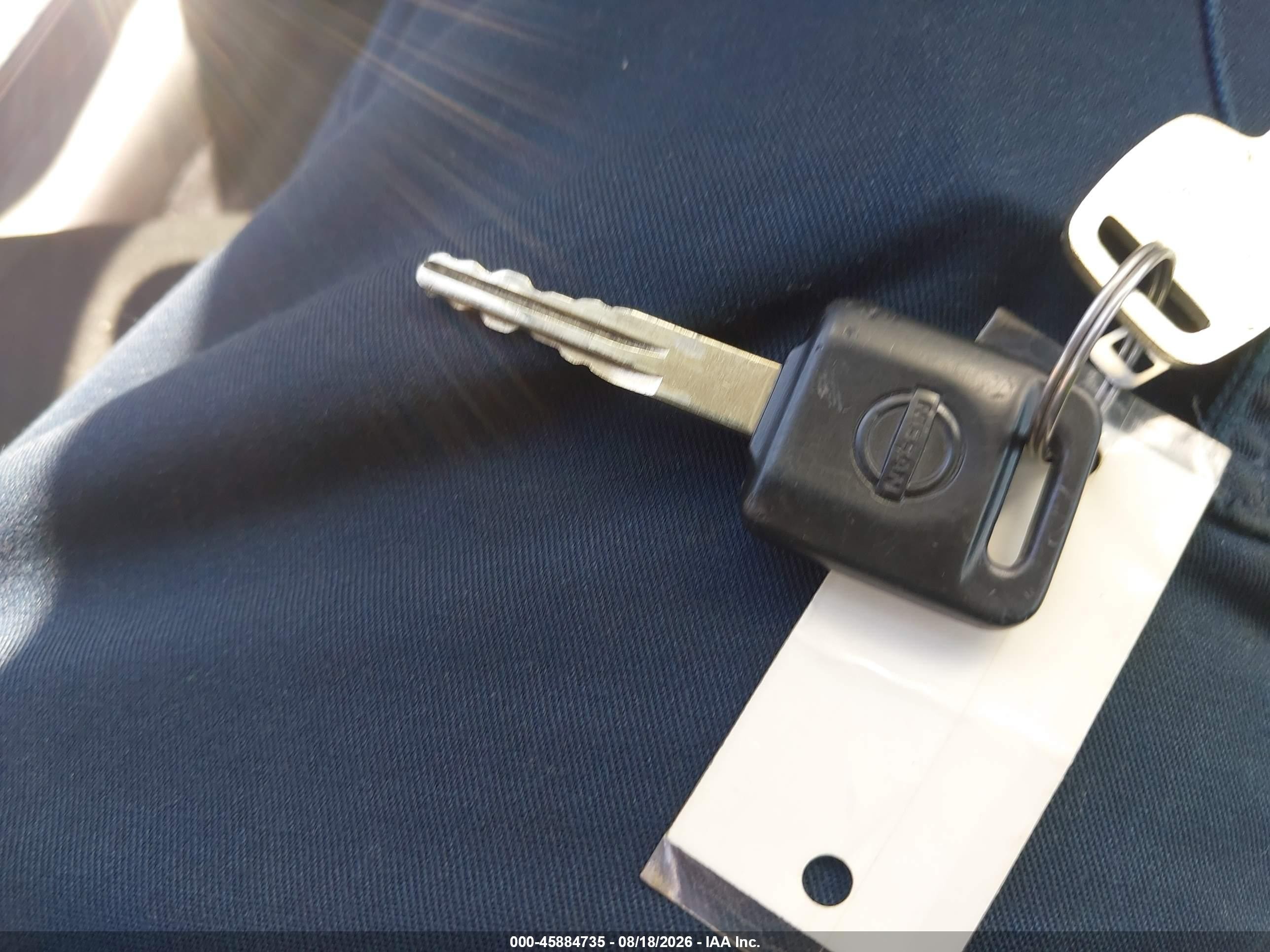 2015 Nissan Versa 1.6 S+ Серый vin: 3N1CN7AP3FL863506