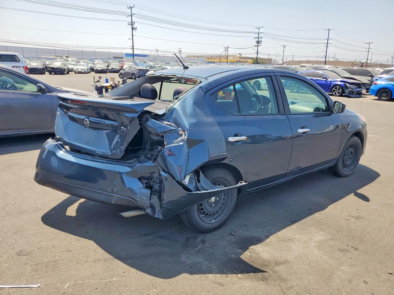 2015 Nissan Versa 1.6 Sv Blue vin: 3N1CN7AP3FL869046