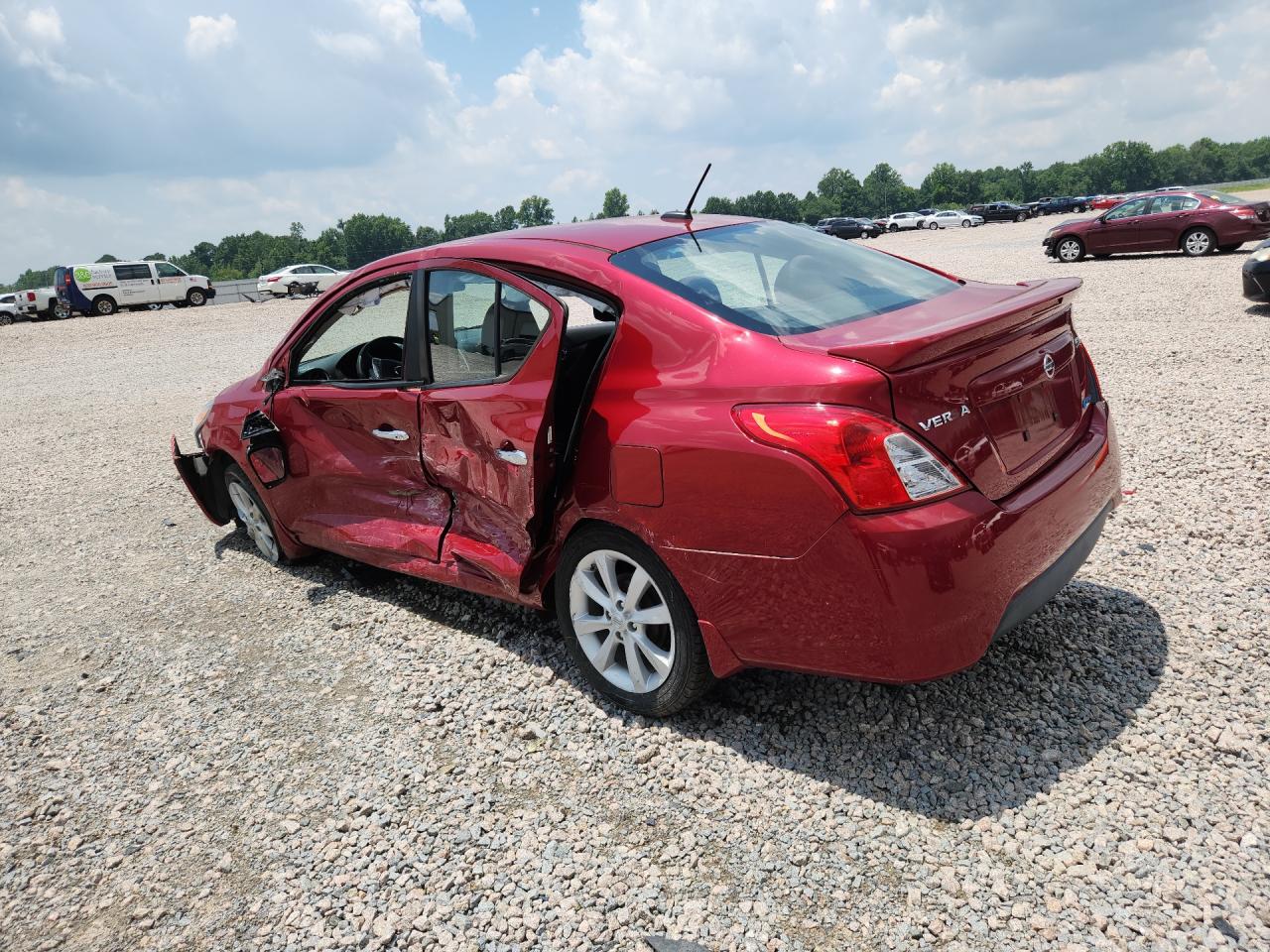 2015 Nissan Versa 1.6 Sl Red vin: 3N1CN7AP3FL869855