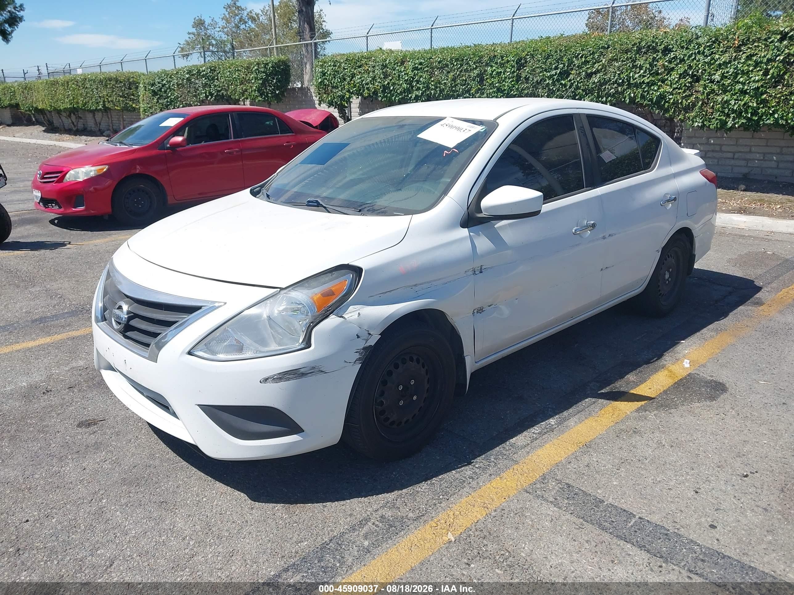 2015 Nissan Versa 1.6 Sv Белый vin: 3N1CN7AP3FL883819