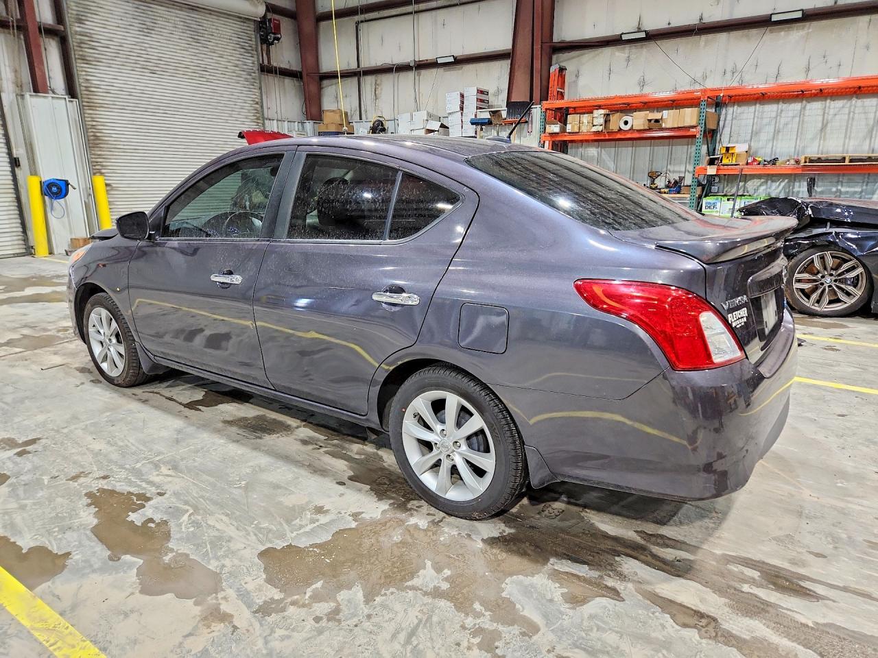 2015 Nissan Versa S Gray vin: 3N1CN7AP3FL885697
