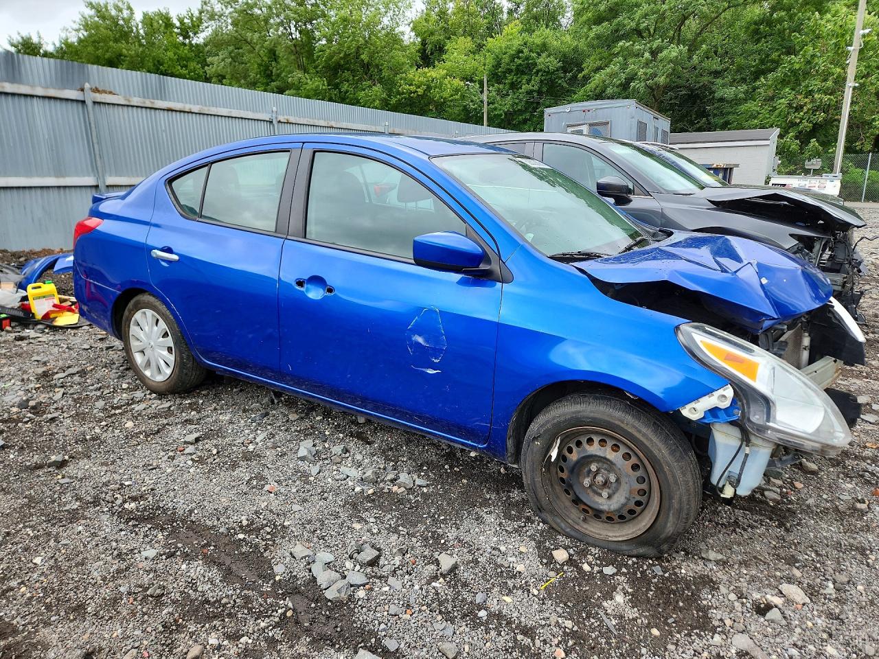 2015 Nissan Versa 1.6 Sv Blue vin: 3N1CN7AP3FL889121