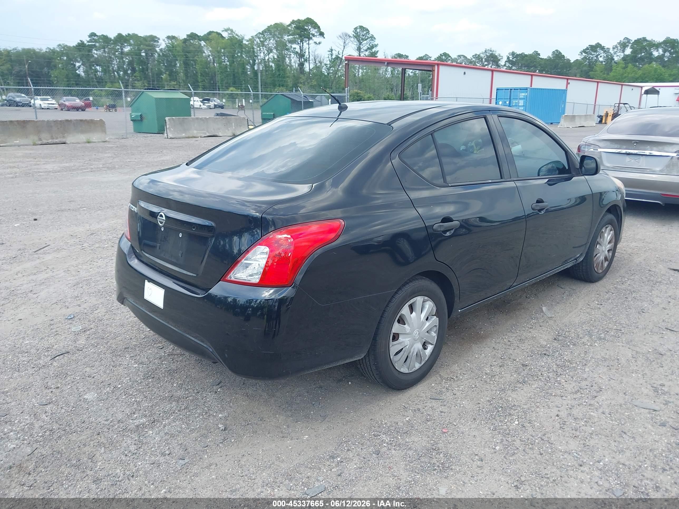2015 Nissan Versa 1.6 S/1.6 S+/1.6 Sl/1.6 Sv Черный vin: 3N1CN7AP3FL896814