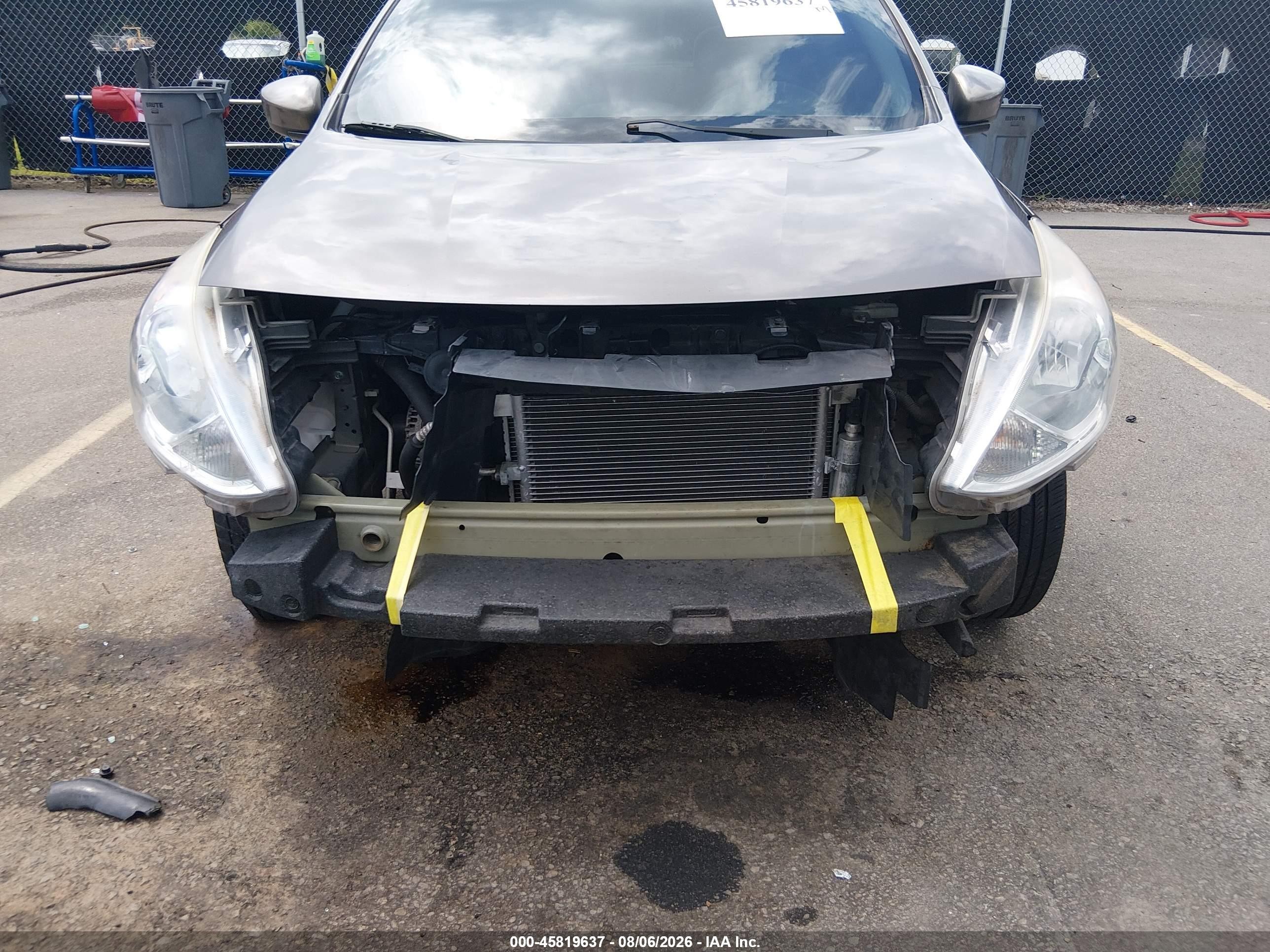 2015 Nissan Versa 1.6 Sv Brown vin: 3N1CN7AP3FL900439